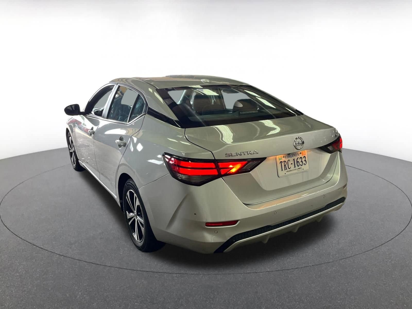Thumbnail: 2023 Nissan Sentra - 5