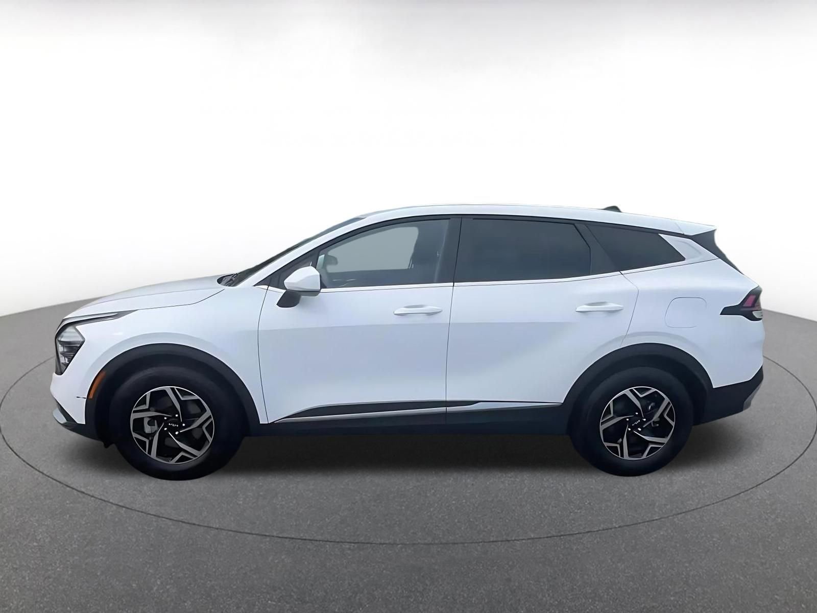 Thumbnail: 2025 Kia Sportage - 9