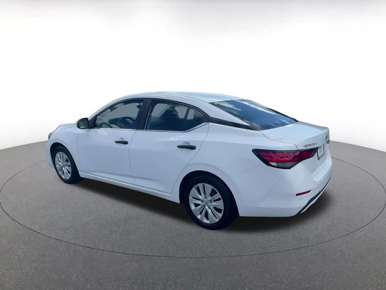Thumbnail: 2024 Nissan Sentra - 10