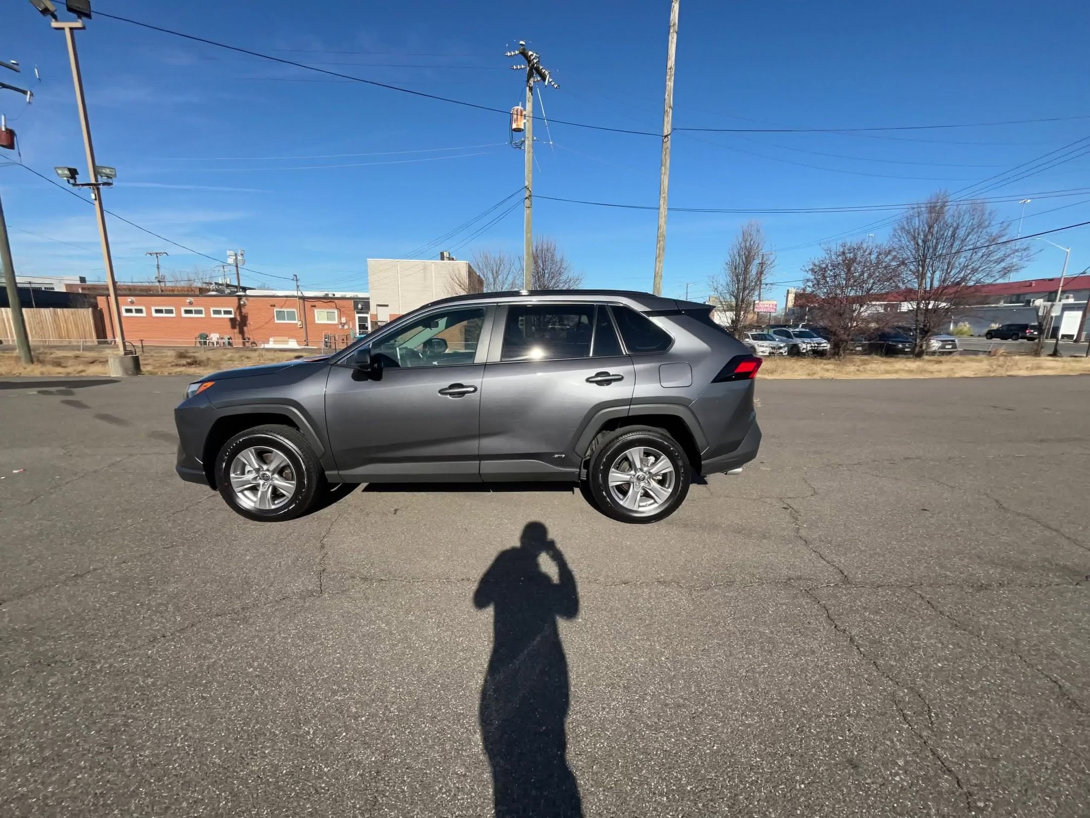 Thumbnail: 2025 Toyota RAV4 - 12