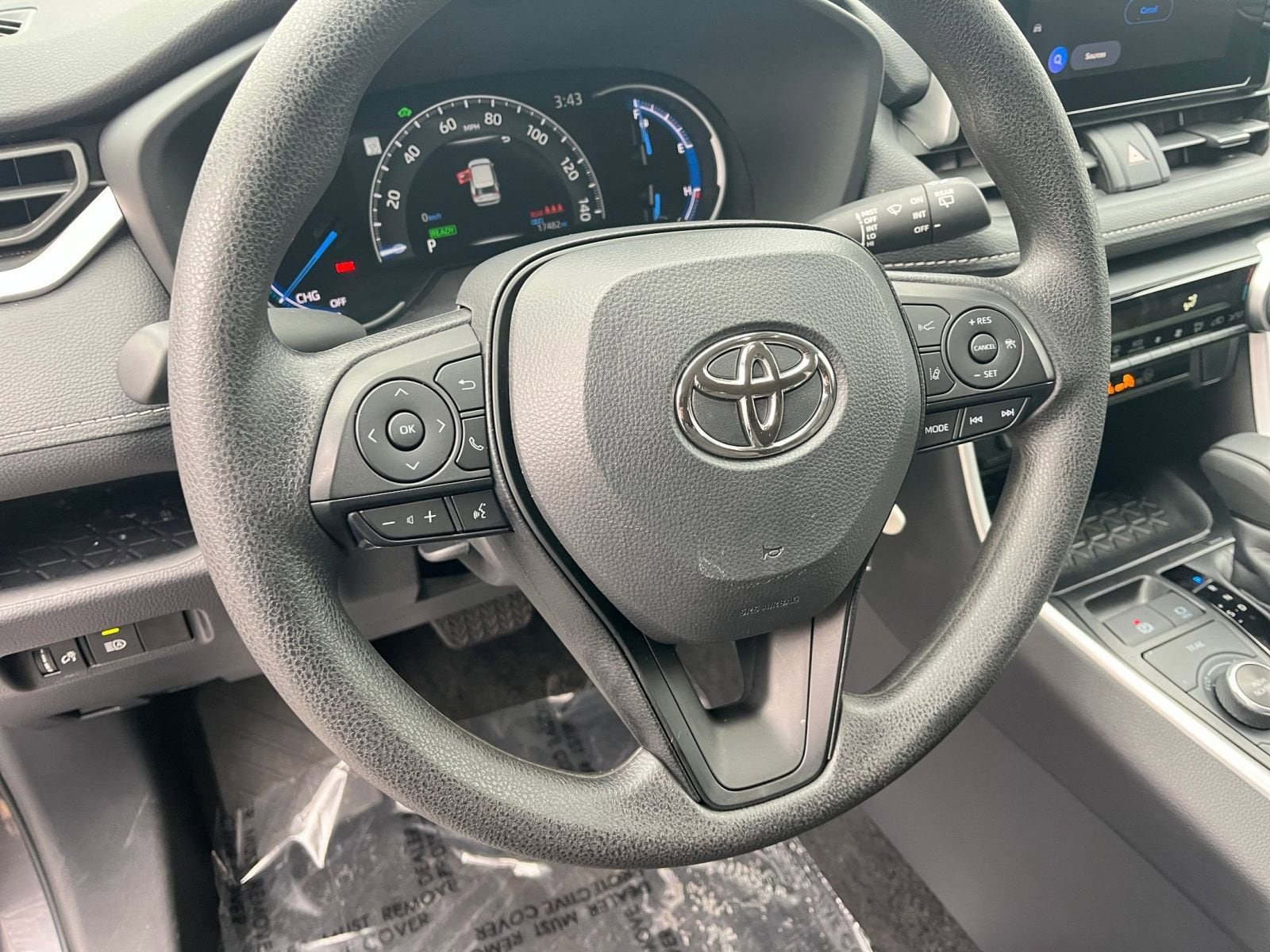 Thumbnail: 2025 Toyota RAV4 - 28