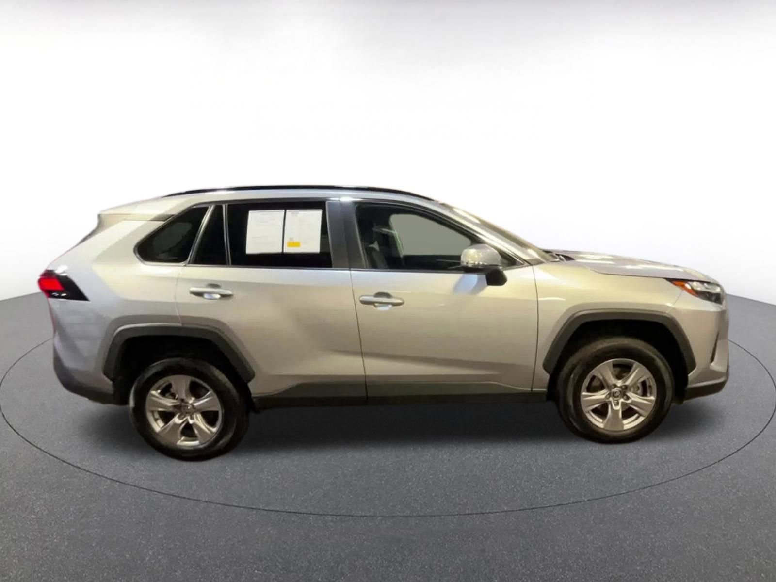 Thumbnail: 2025 Toyota RAV4 - 16