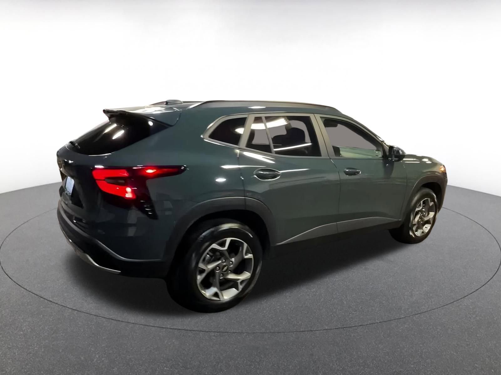 Thumbnail: 2025 Chevrolet Trax - 14