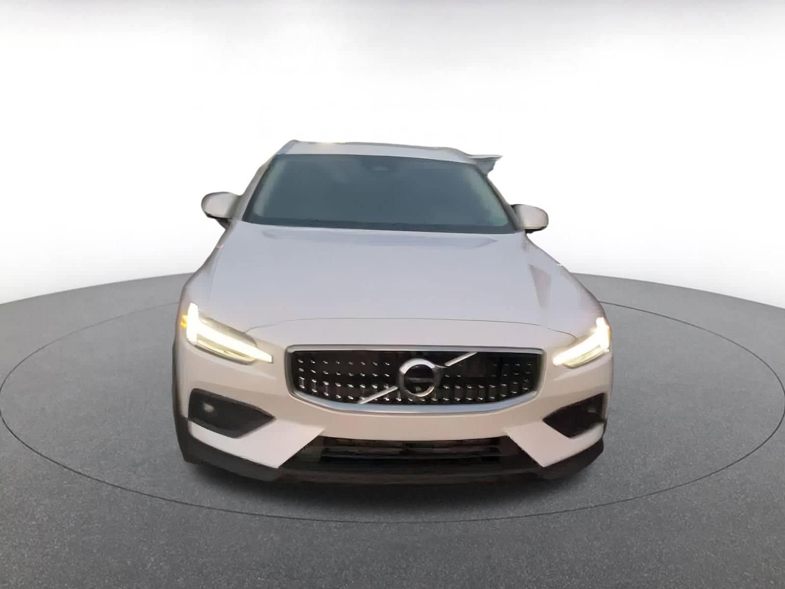 Thumbnail: 2025 Volvo S60 - 4