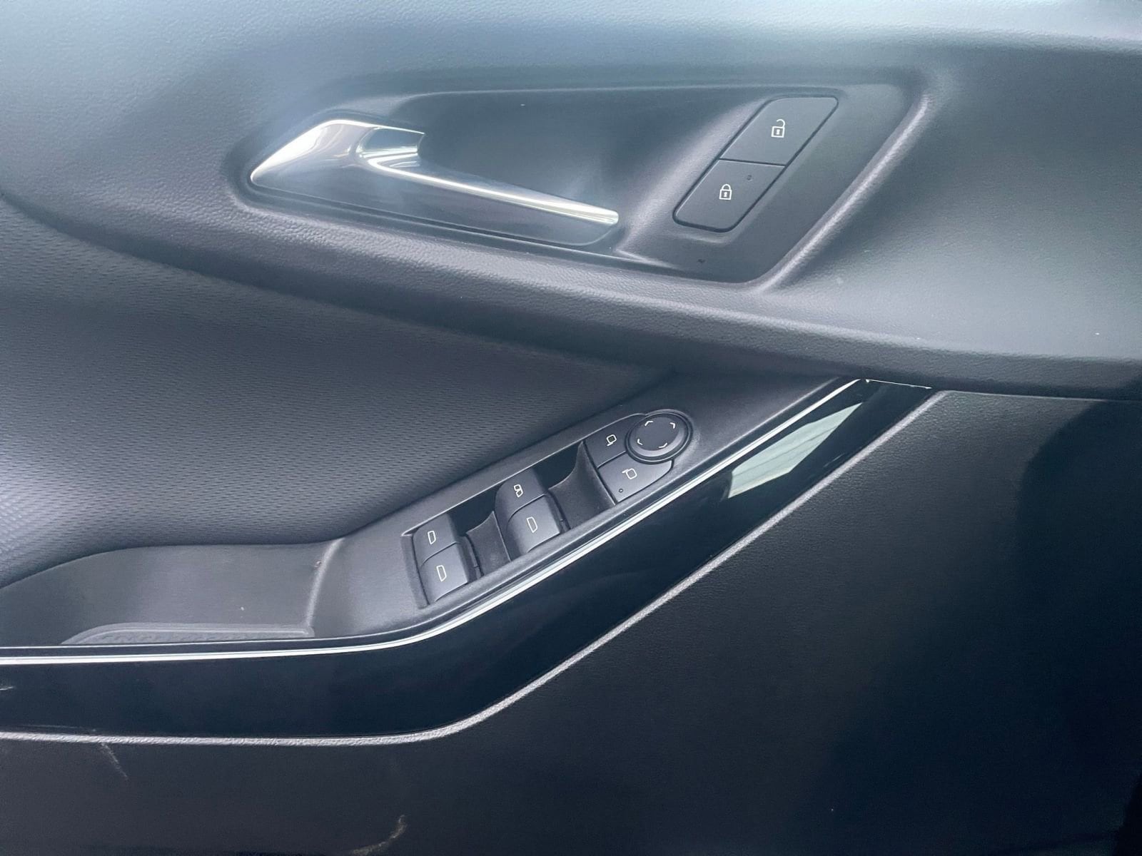 Thumbnail: 2025 Chevrolet Equinox - 20