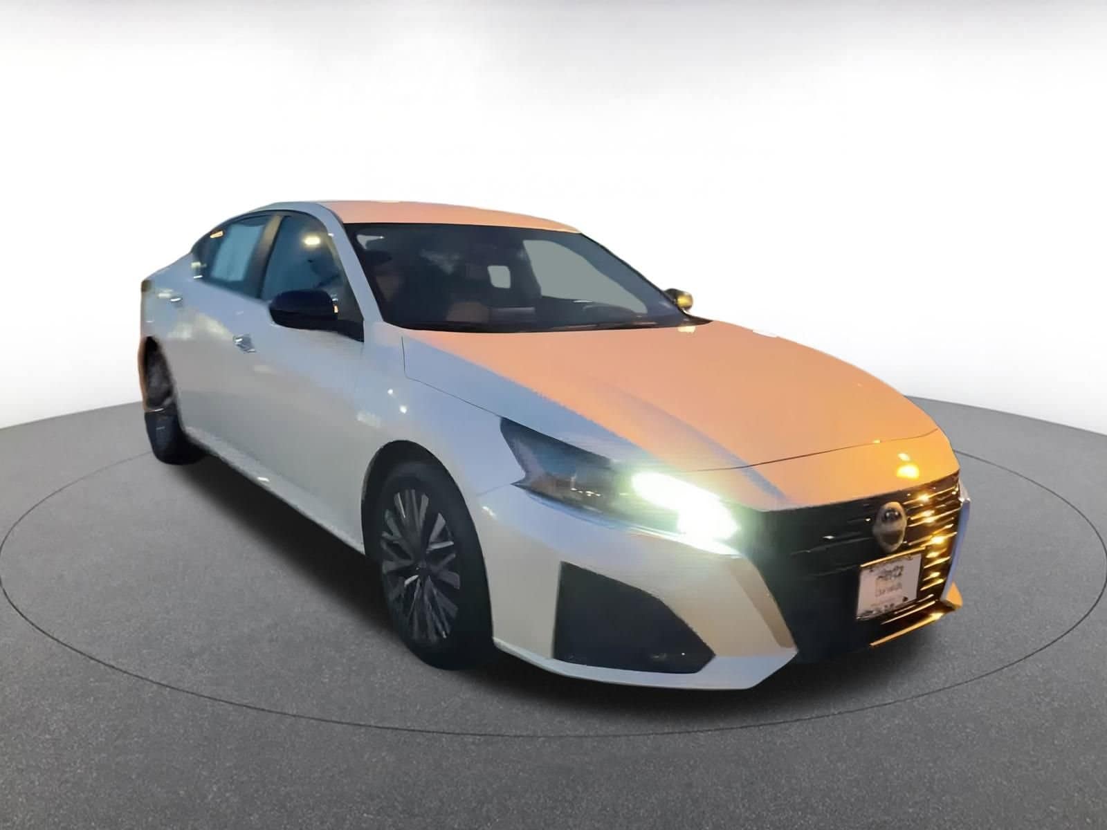 Thumbnail: 2024 Nissan Altima - 3