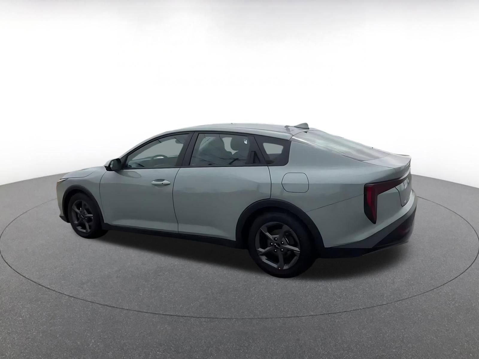 Thumbnail: 2025 Kia K4 - 10