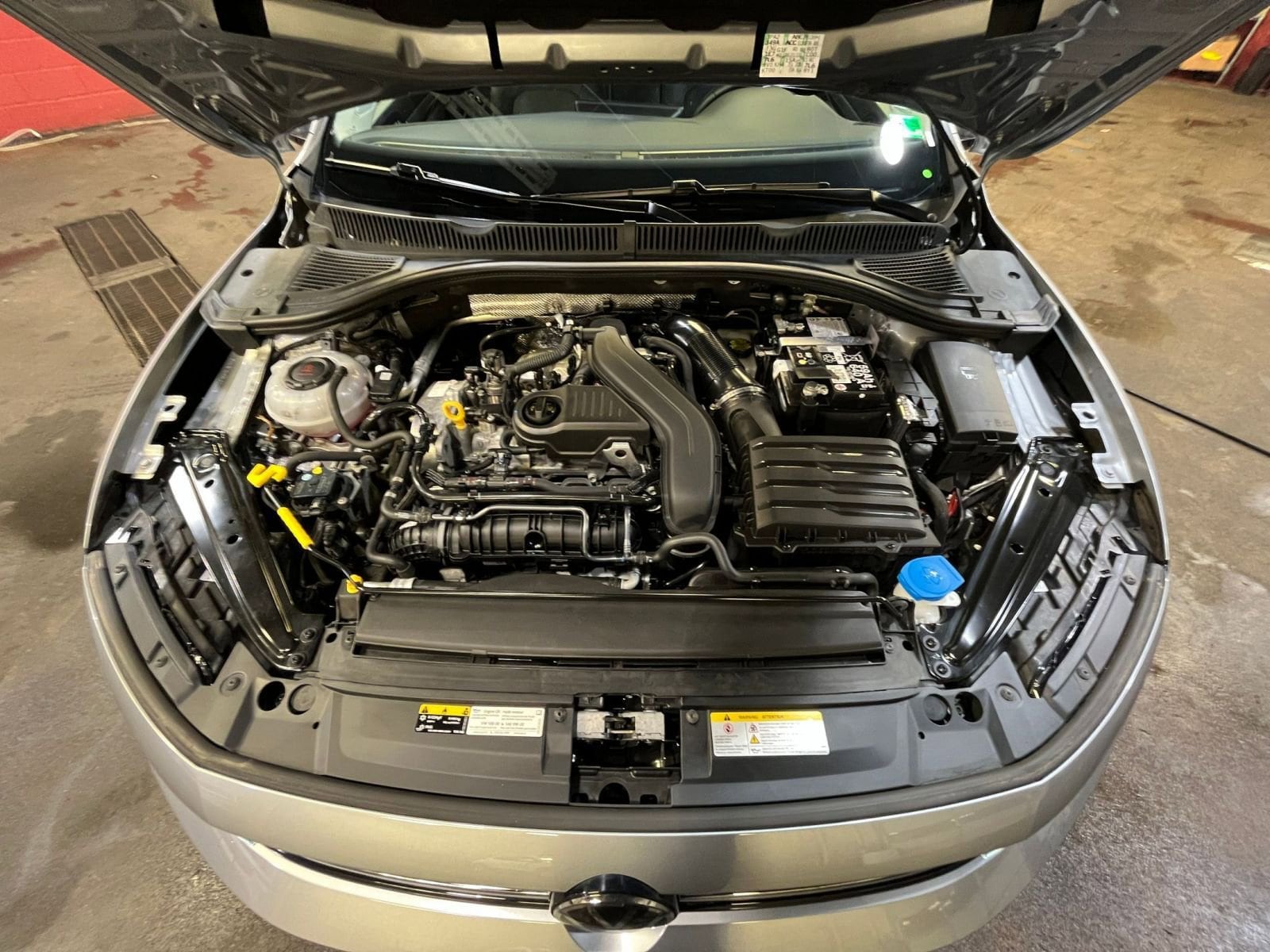 Thumbnail: 2025 Volkswagen Jetta - 31