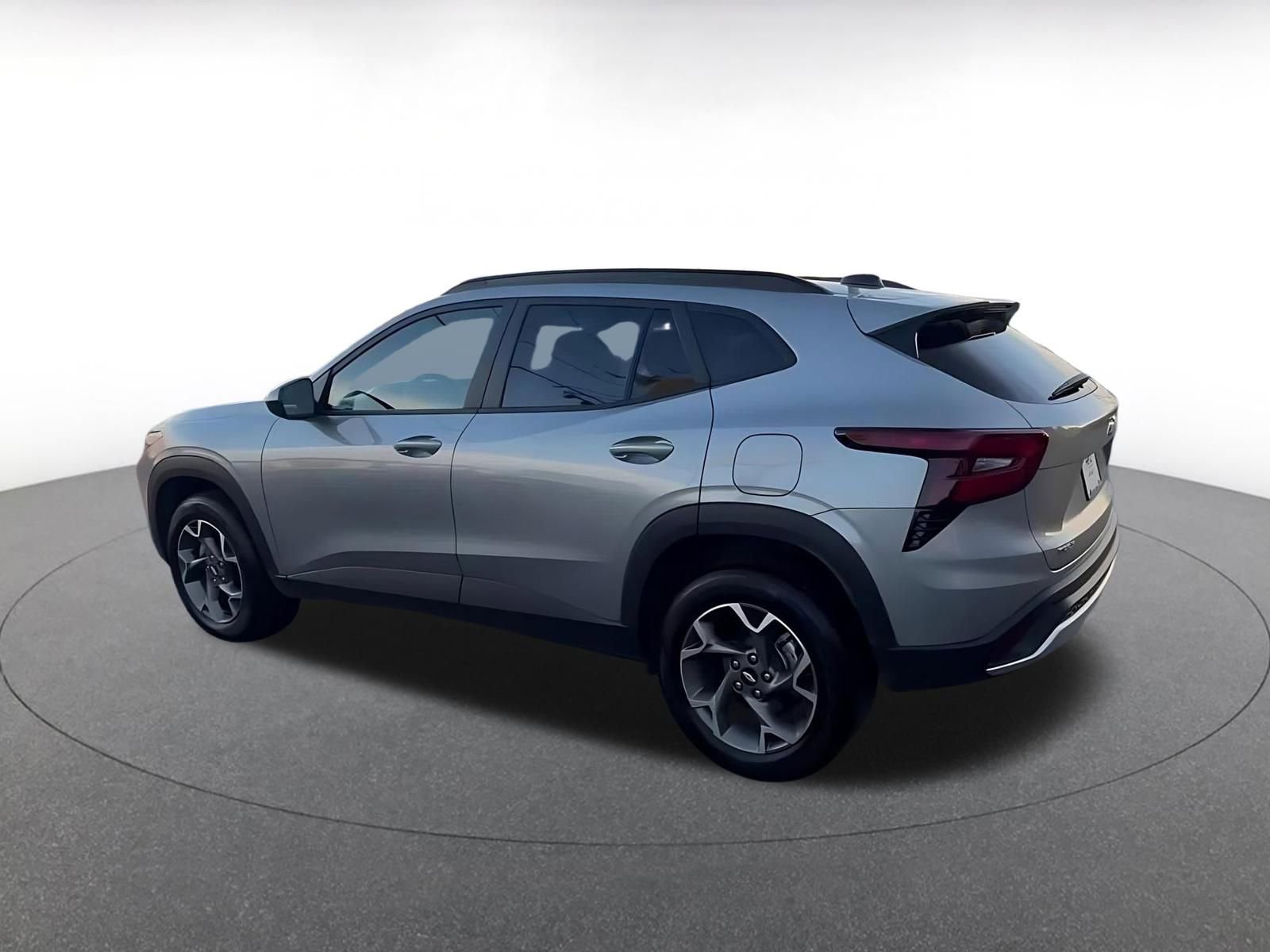 Thumbnail: 2025 Chevrolet Trax - 10