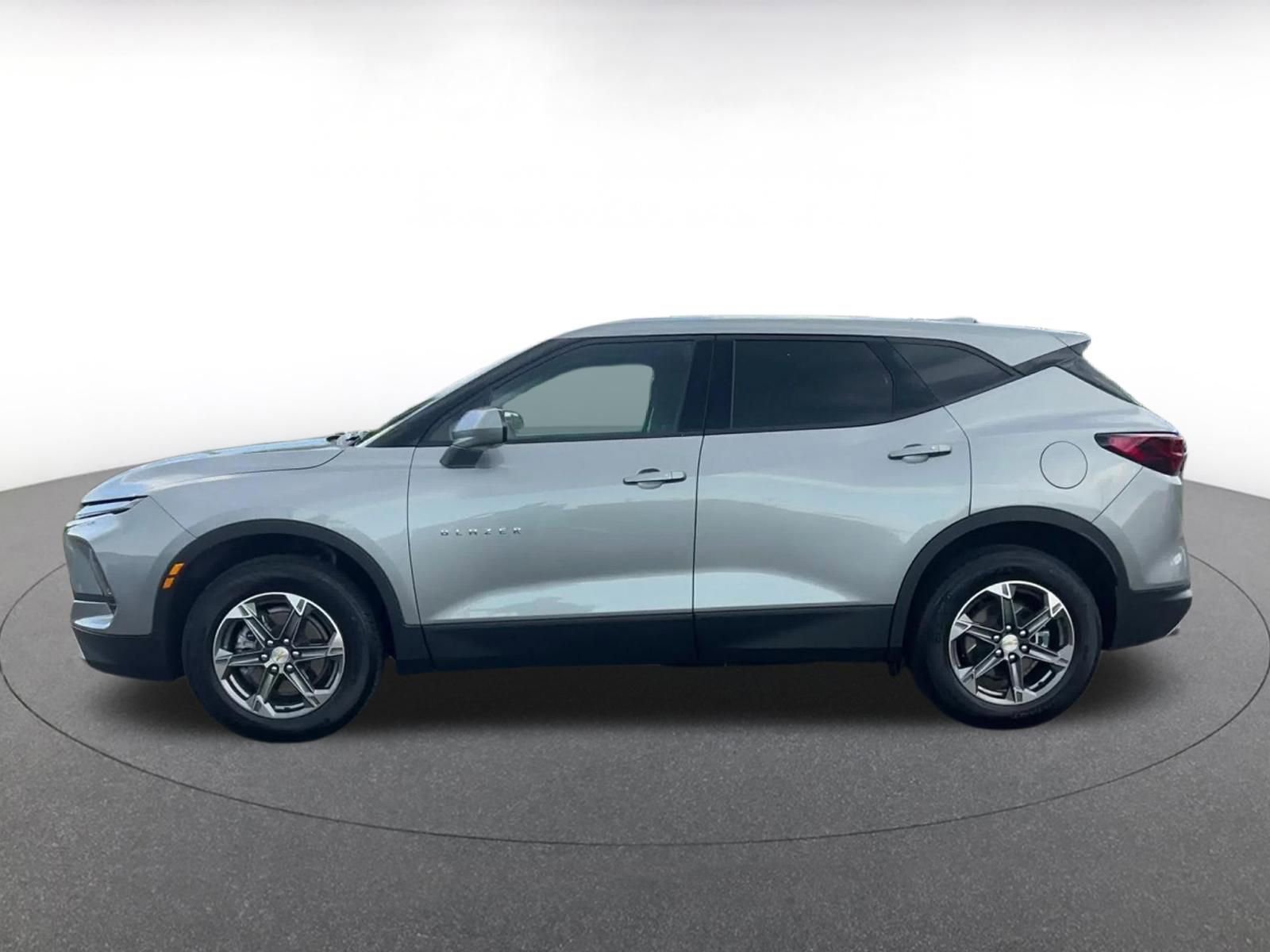 Thumbnail: 2025 Chevrolet Blazer - 9