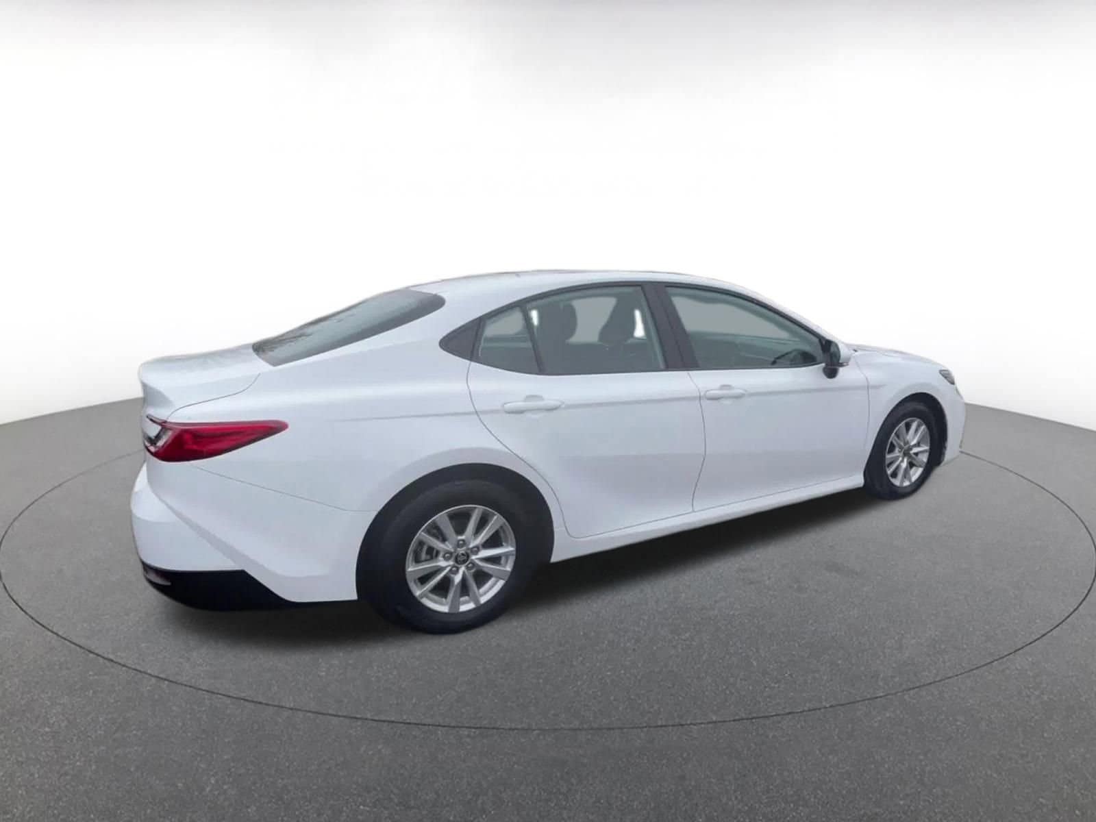 Thumbnail: 2025 Toyota Camry - 14