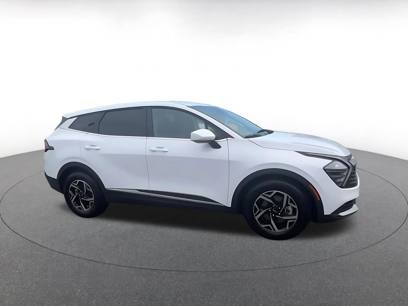 Thumbnail: 2025 Kia Sportage - 2