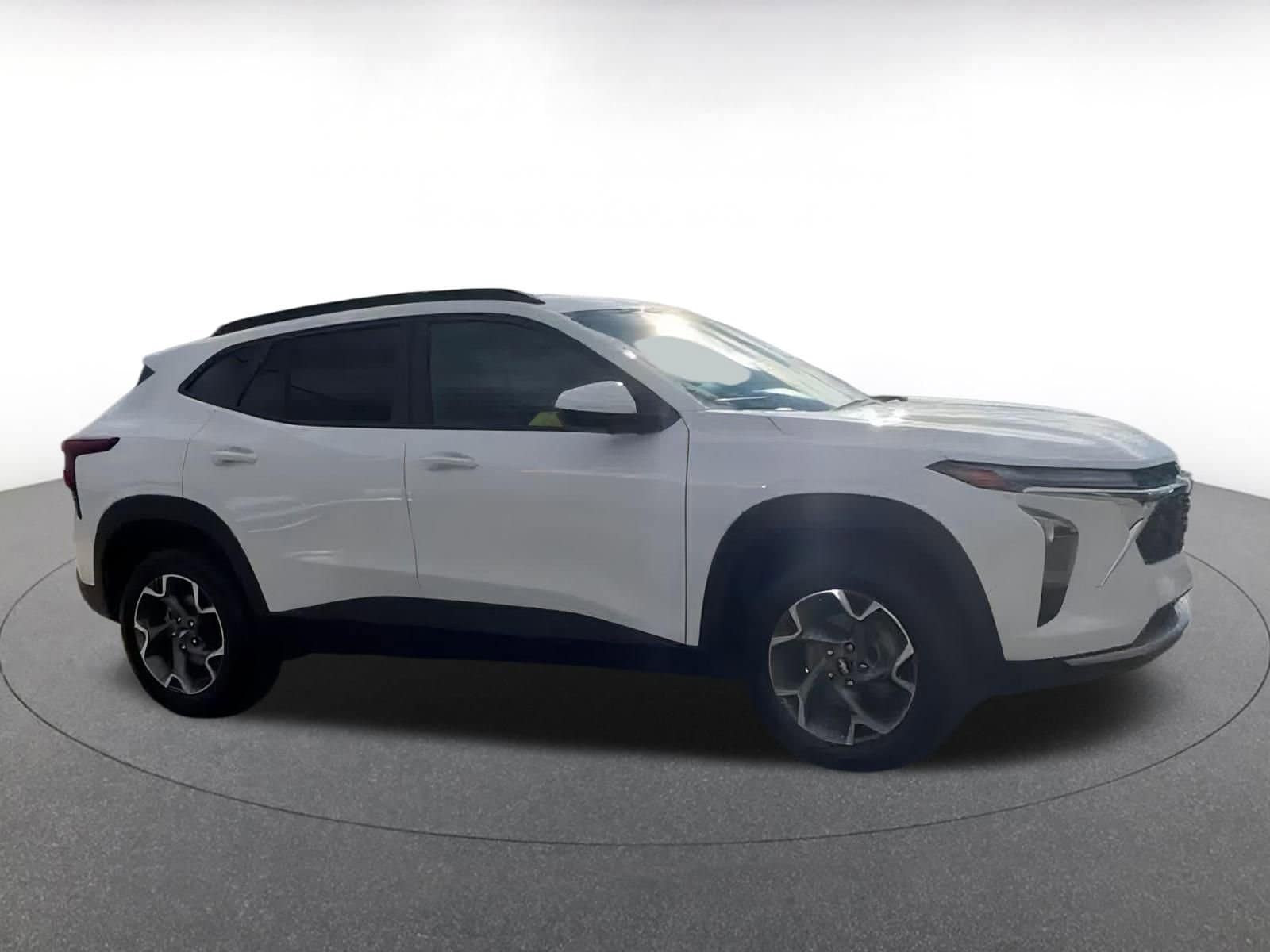 Thumbnail: 2025 Chevrolet Trax - 8