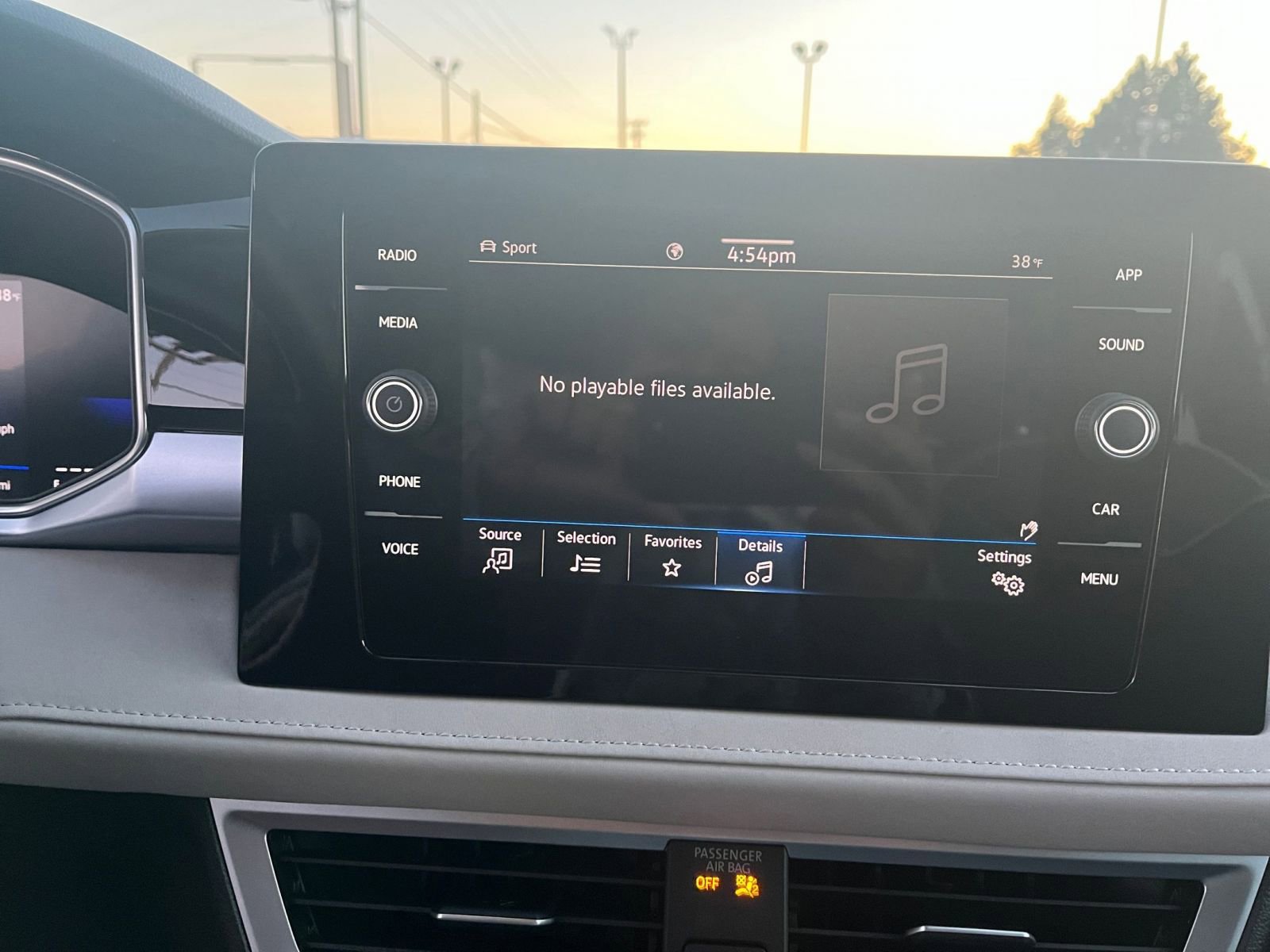 Thumbnail: 2025 Volkswagen Taos - 21