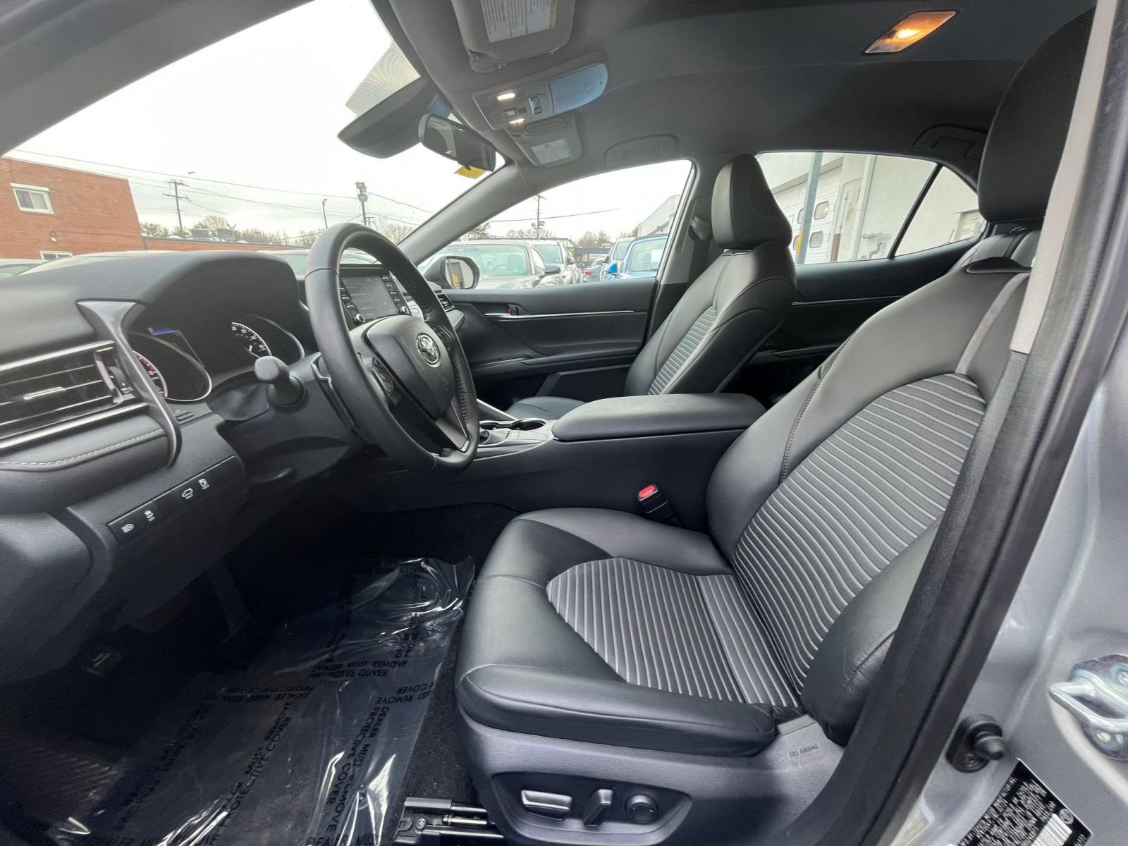 2024 Toyota Camry SE 26