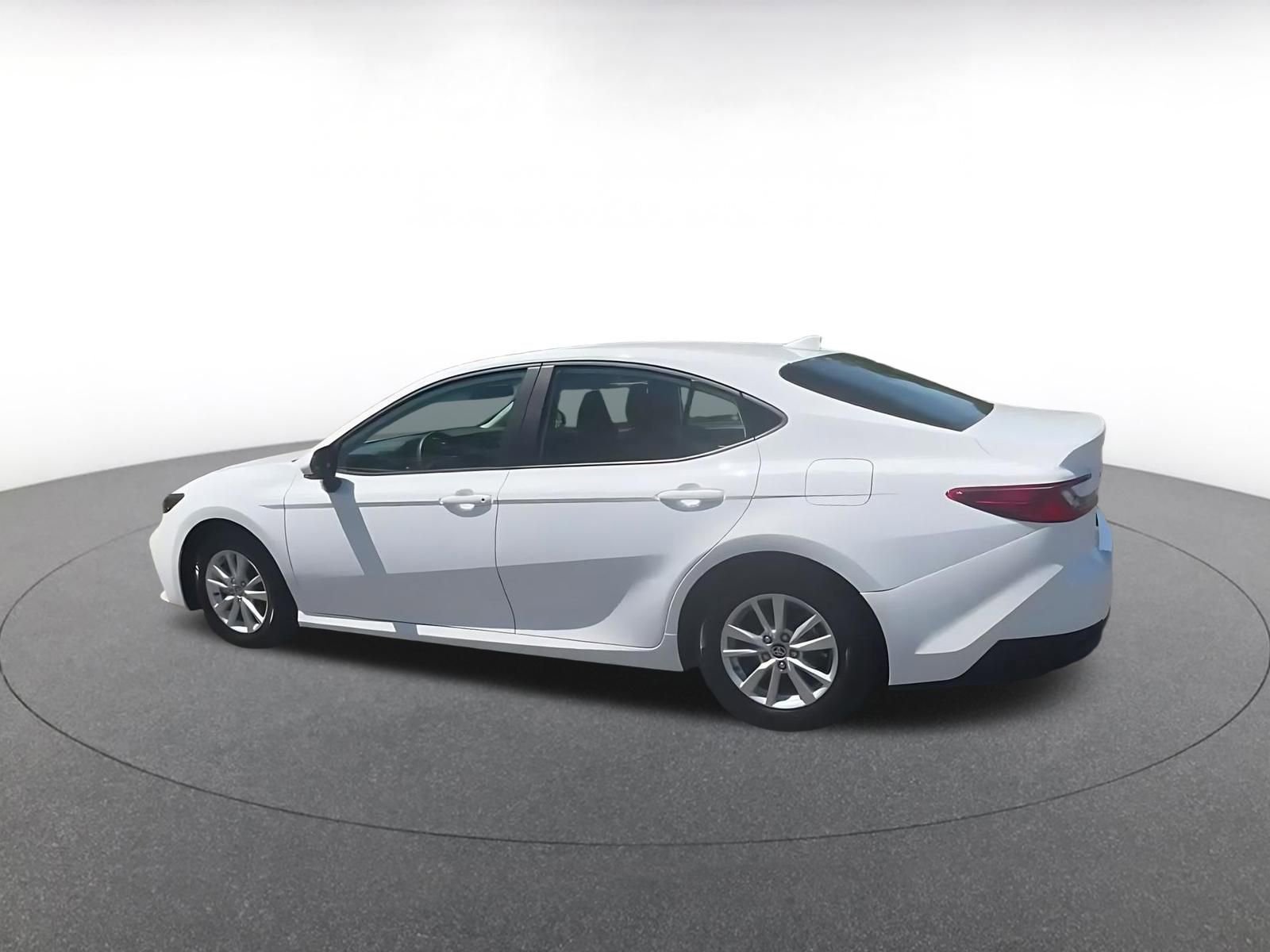 Thumbnail: 2025 Toyota Camry - 11
