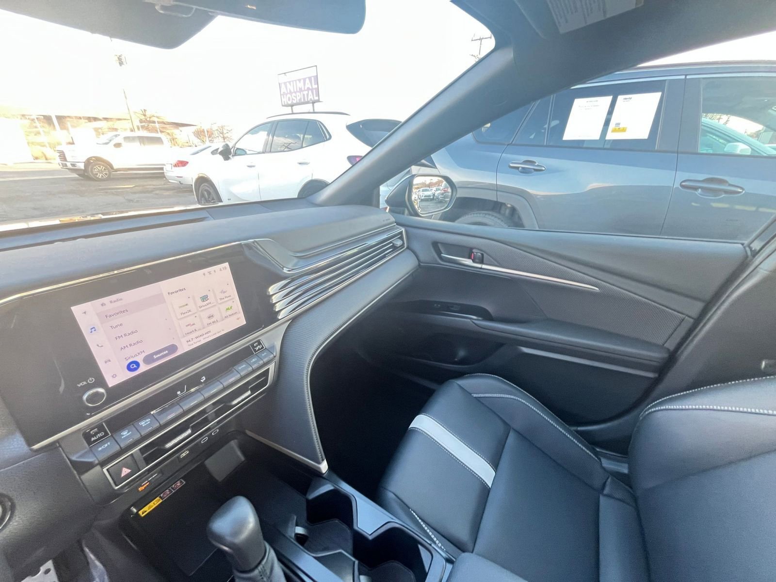 Thumbnail: 2025 Toyota Camry - 35