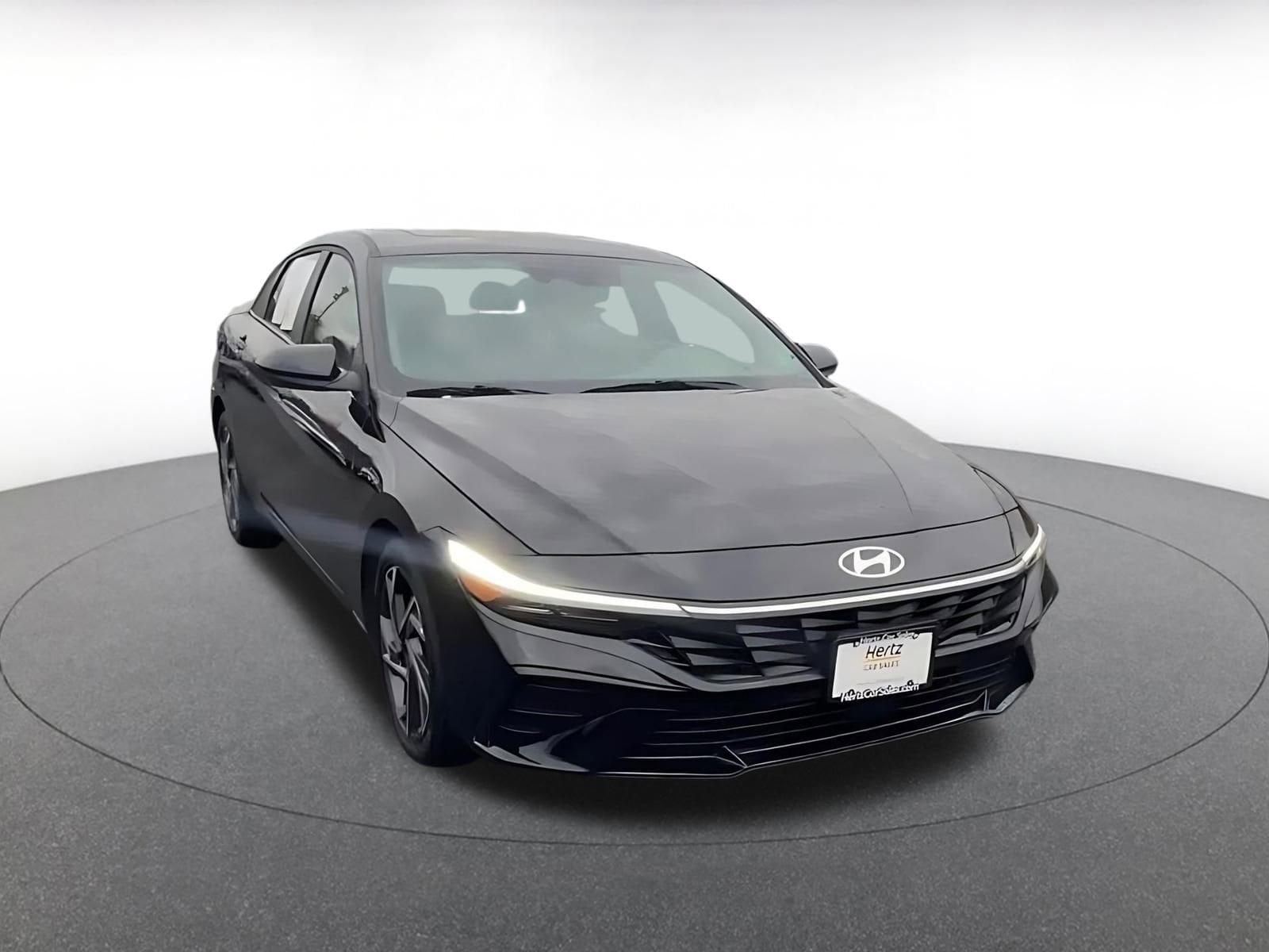 Thumbnail: 2025 Hyundai Elantra - 3