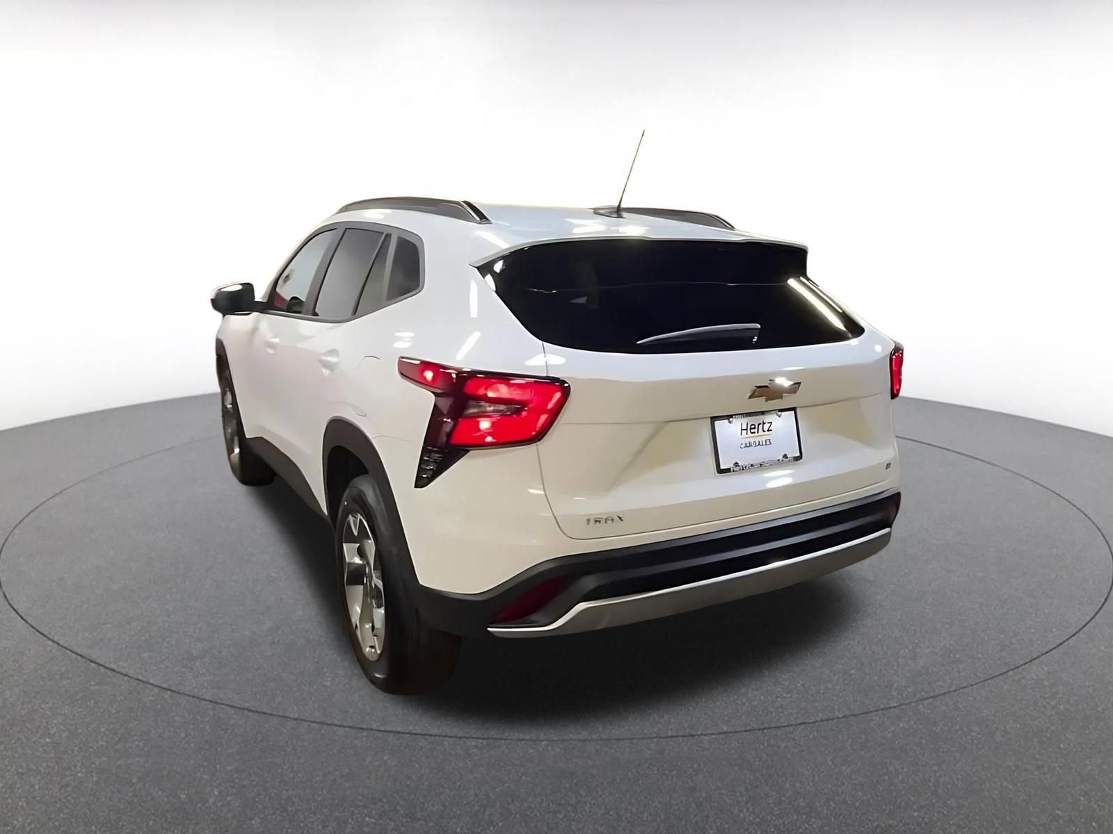 Thumbnail: 2025 Chevrolet Trax - 11