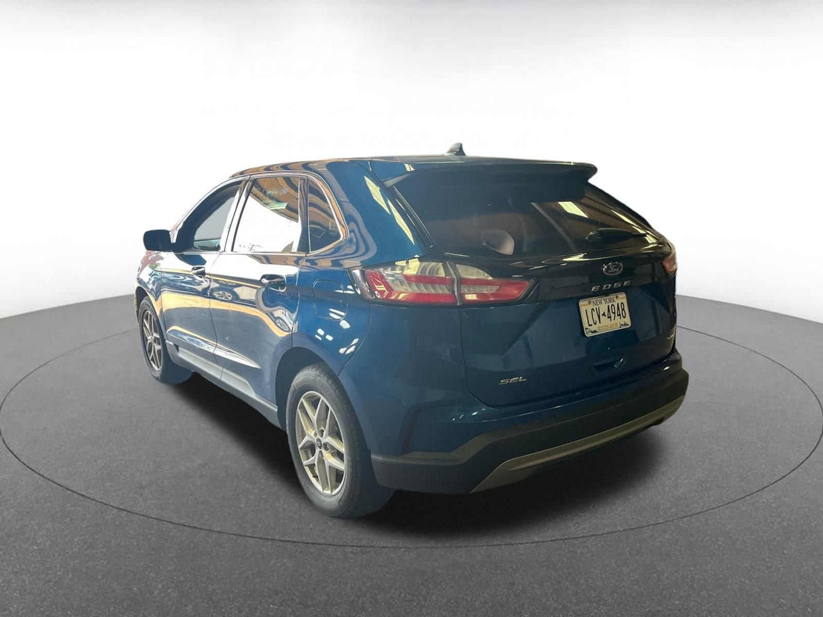 Thumbnail: 2024 Ford Edge - 5