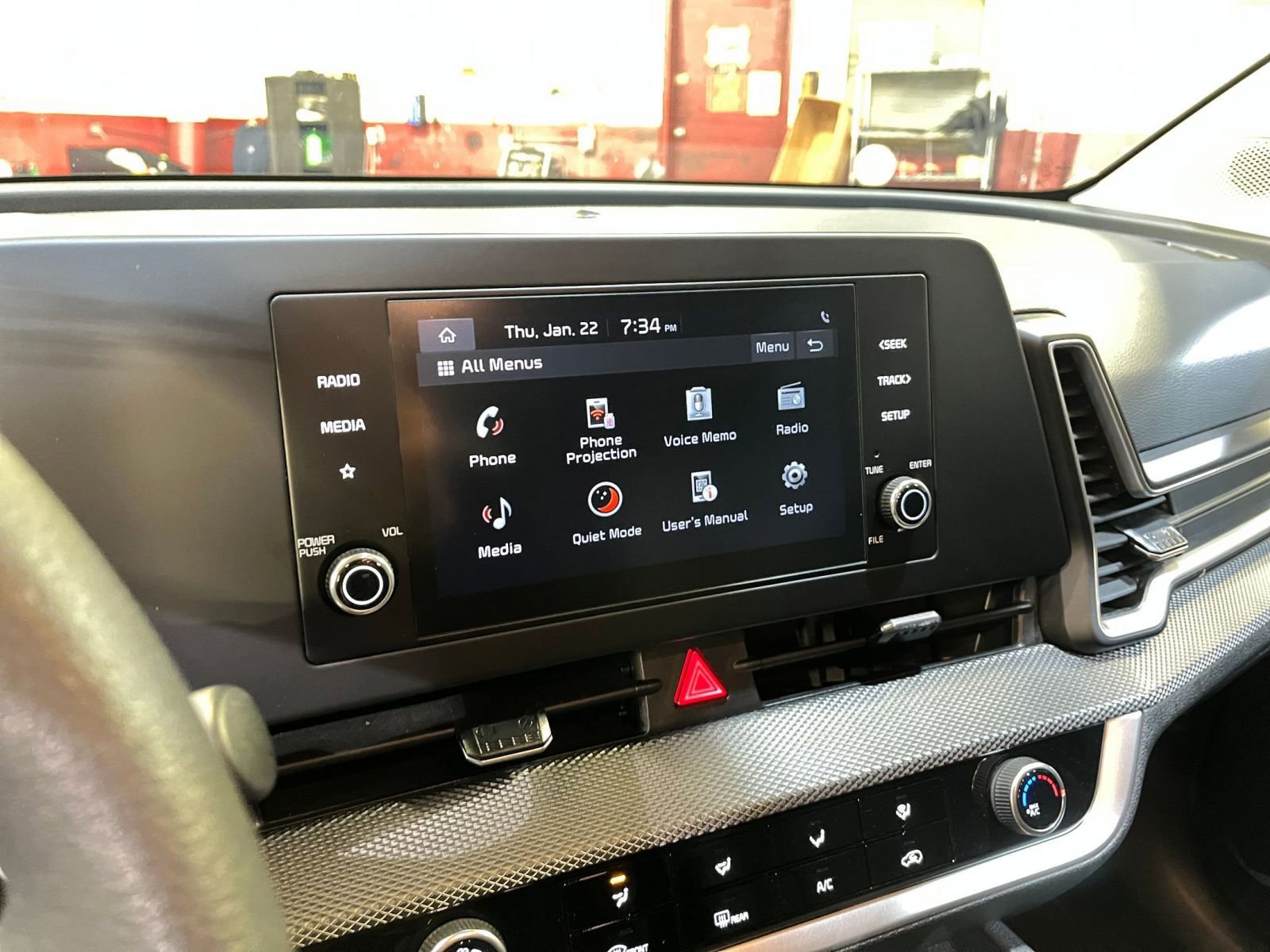 Thumbnail: 2025 Kia Sportage - 21