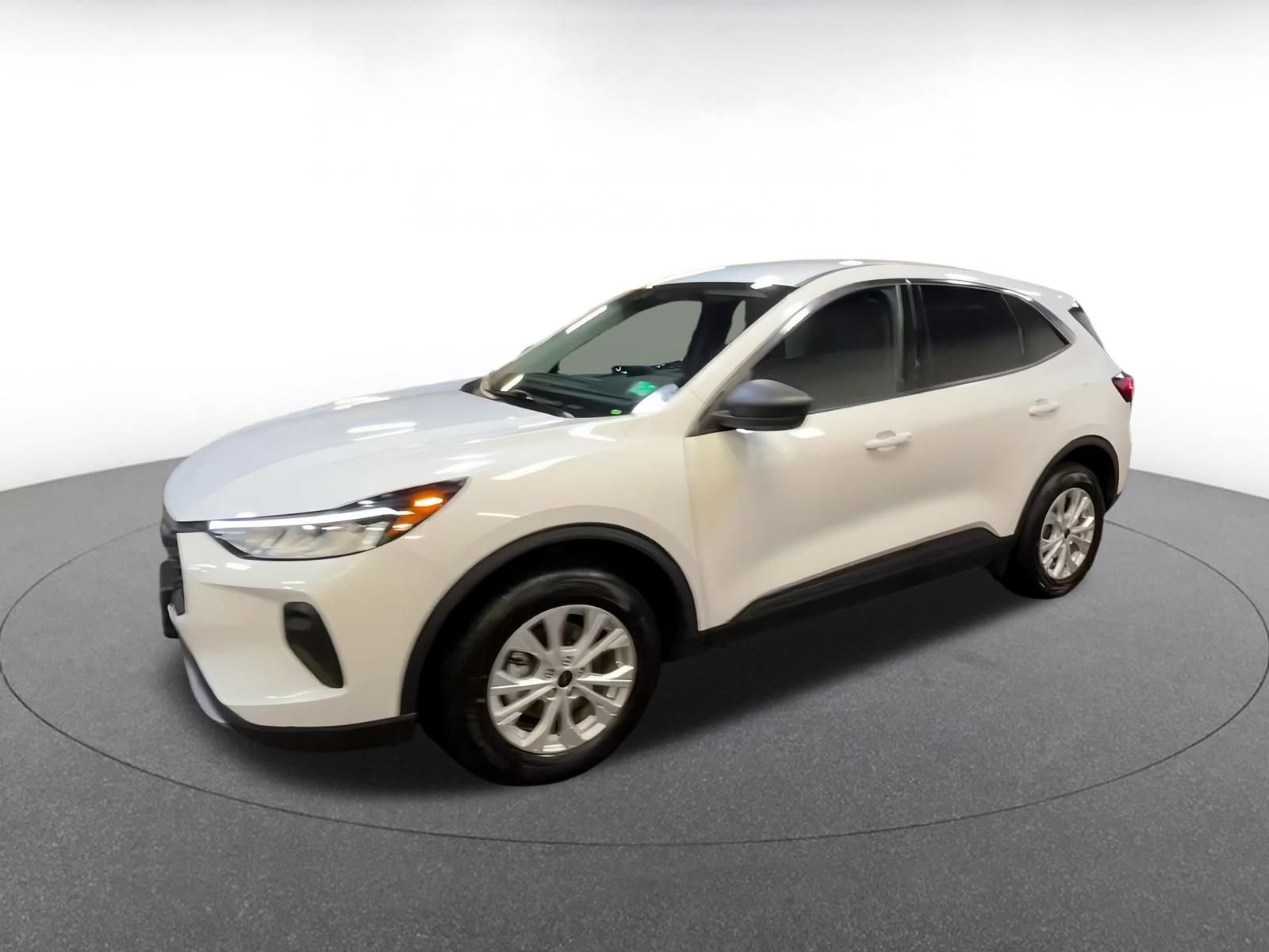 Thumbnail: 2024 Ford Escape - 8