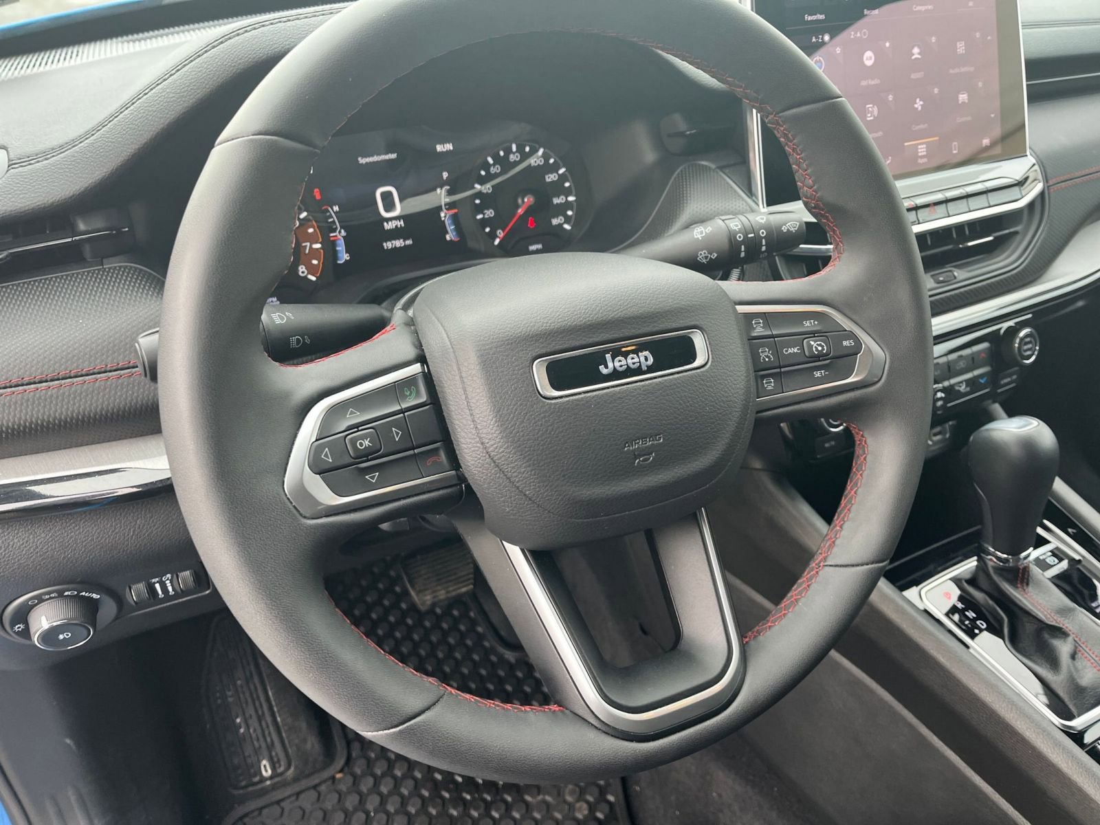 Thumbnail: 2025 Jeep Compass - 27