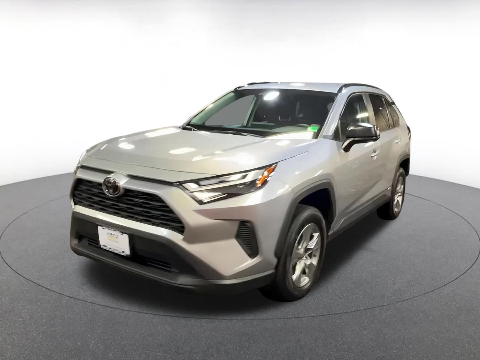 Thumbnail: 2025 Toyota RAV4 - 7