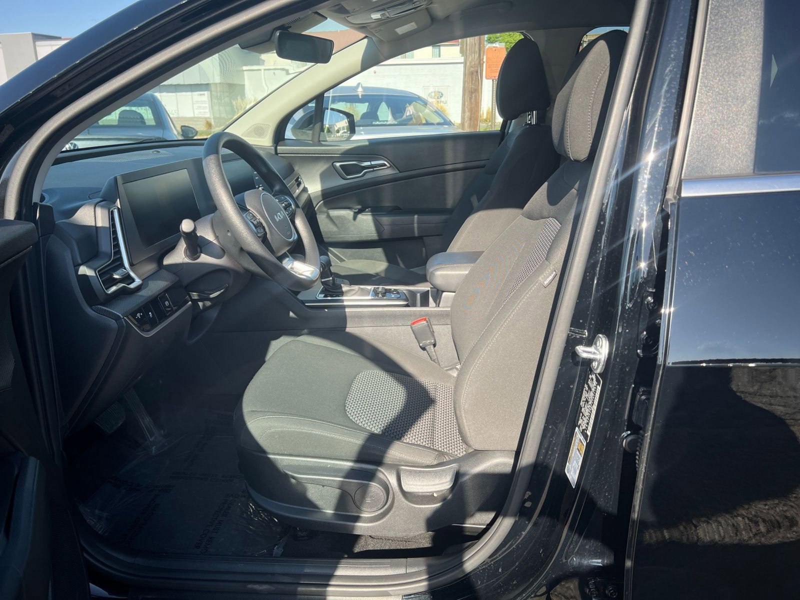 Thumbnail: 2025 Kia Sportage - 25