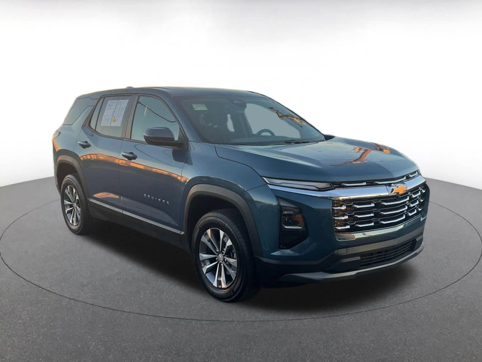 Thumbnail: 2025 Chevrolet Equinox - 1
