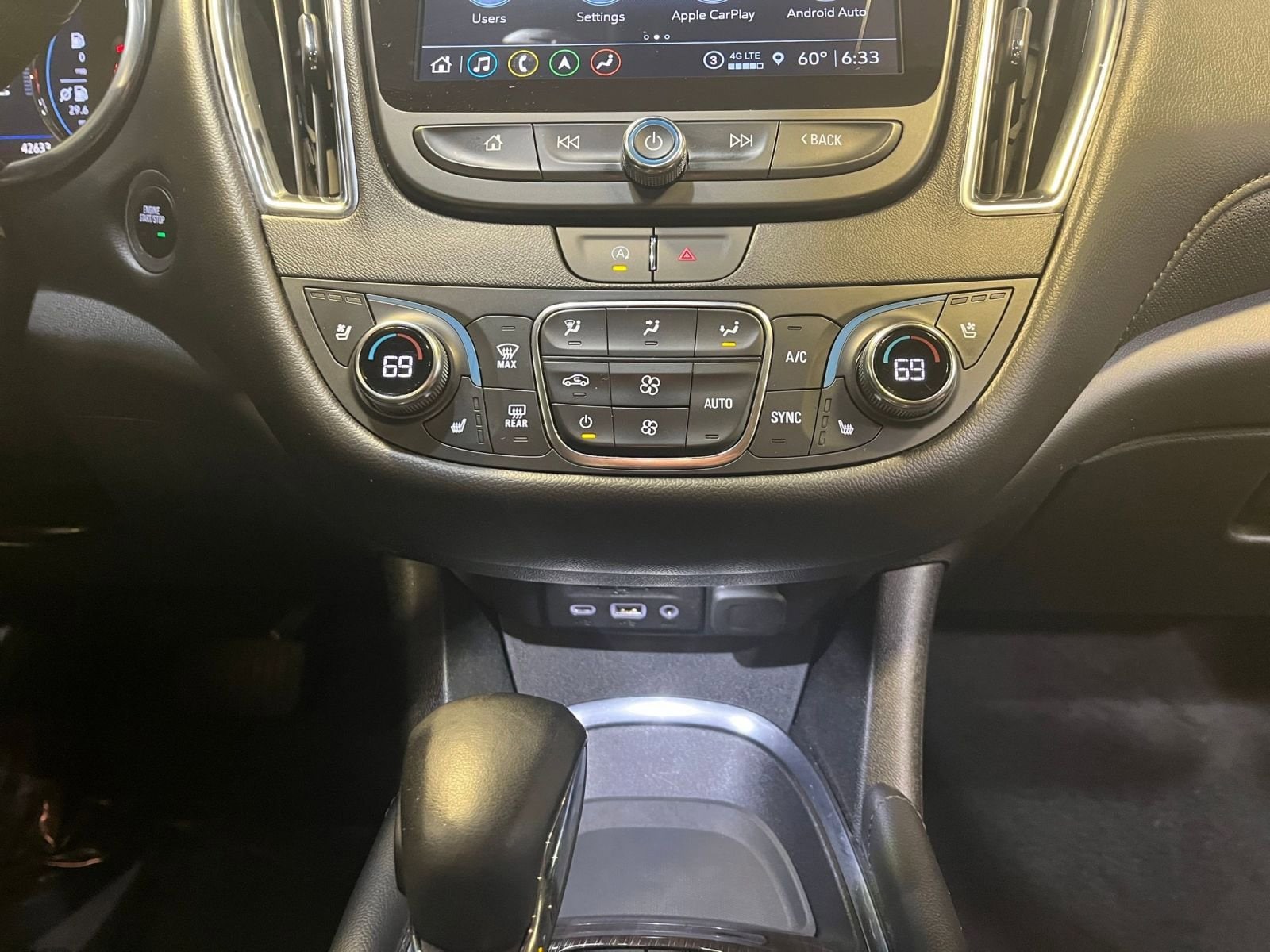 Thumbnail: 2024 Chevrolet Malibu - 18