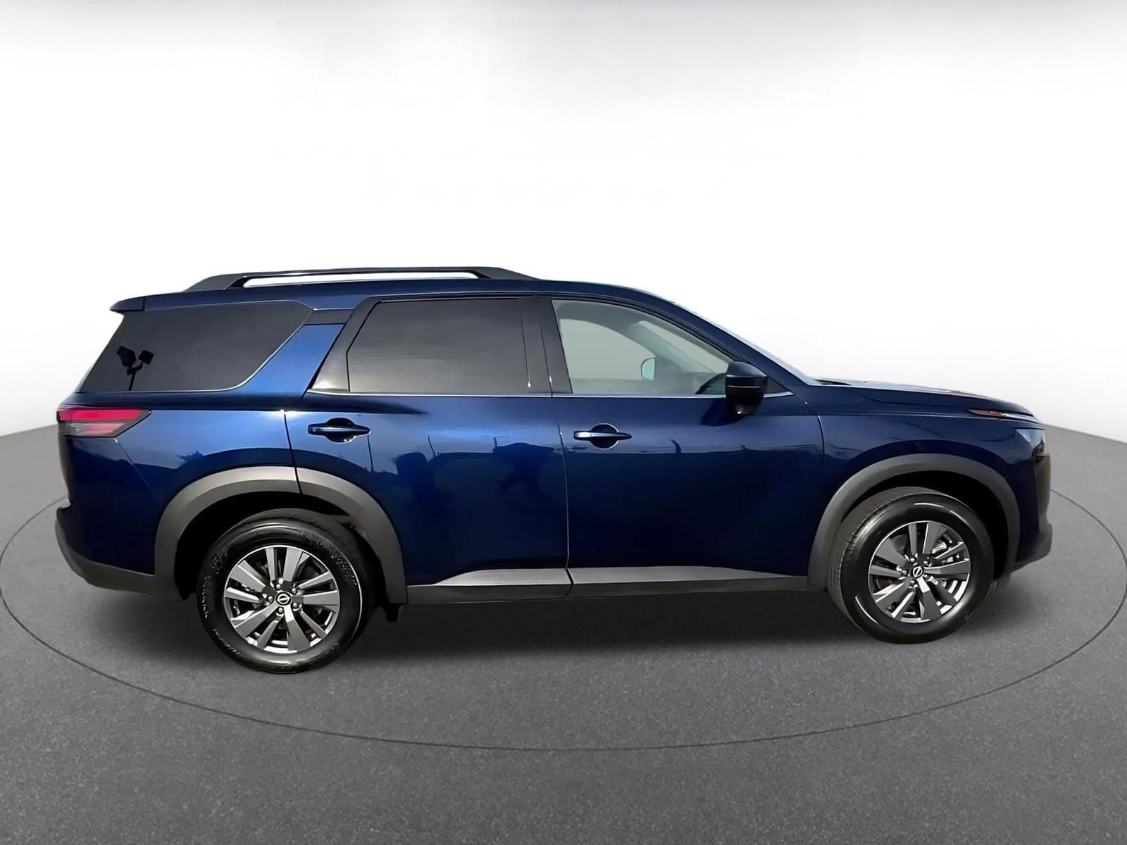 Thumbnail: 2025 Nissan Pathfinder - 16