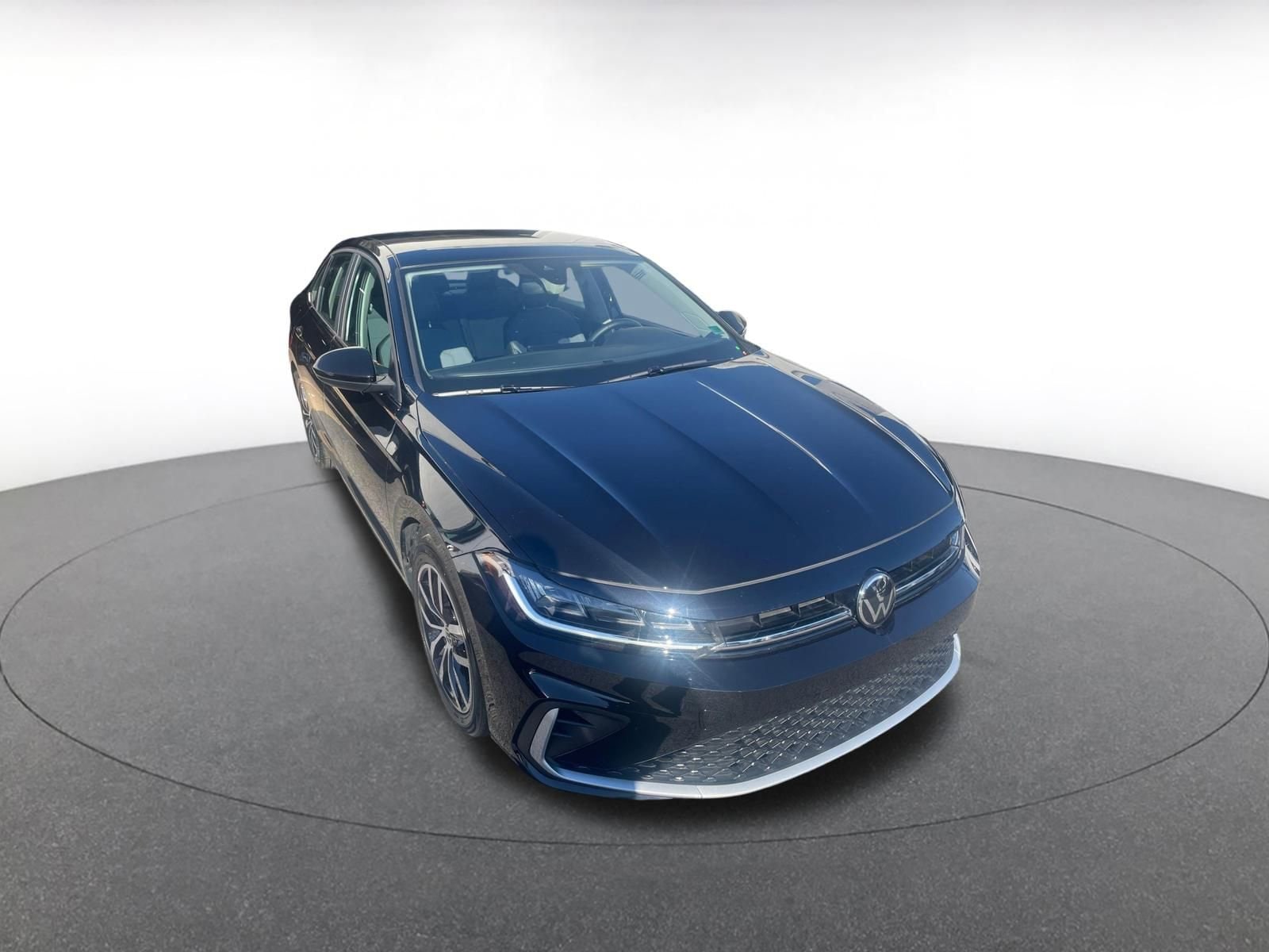 Thumbnail: 2025 Volkswagen Jetta - 1