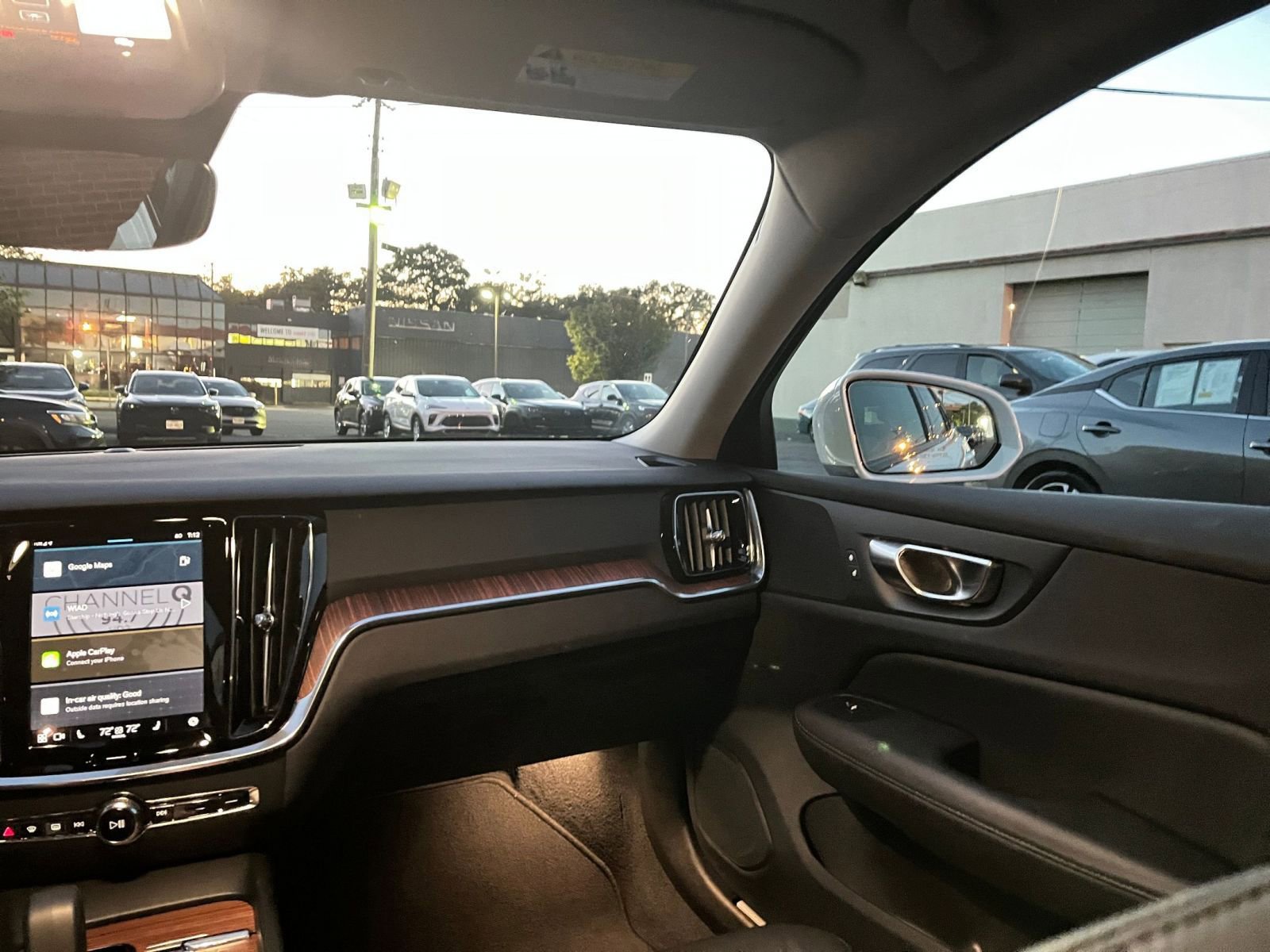 Thumbnail: 2025 Volvo S60 - 34