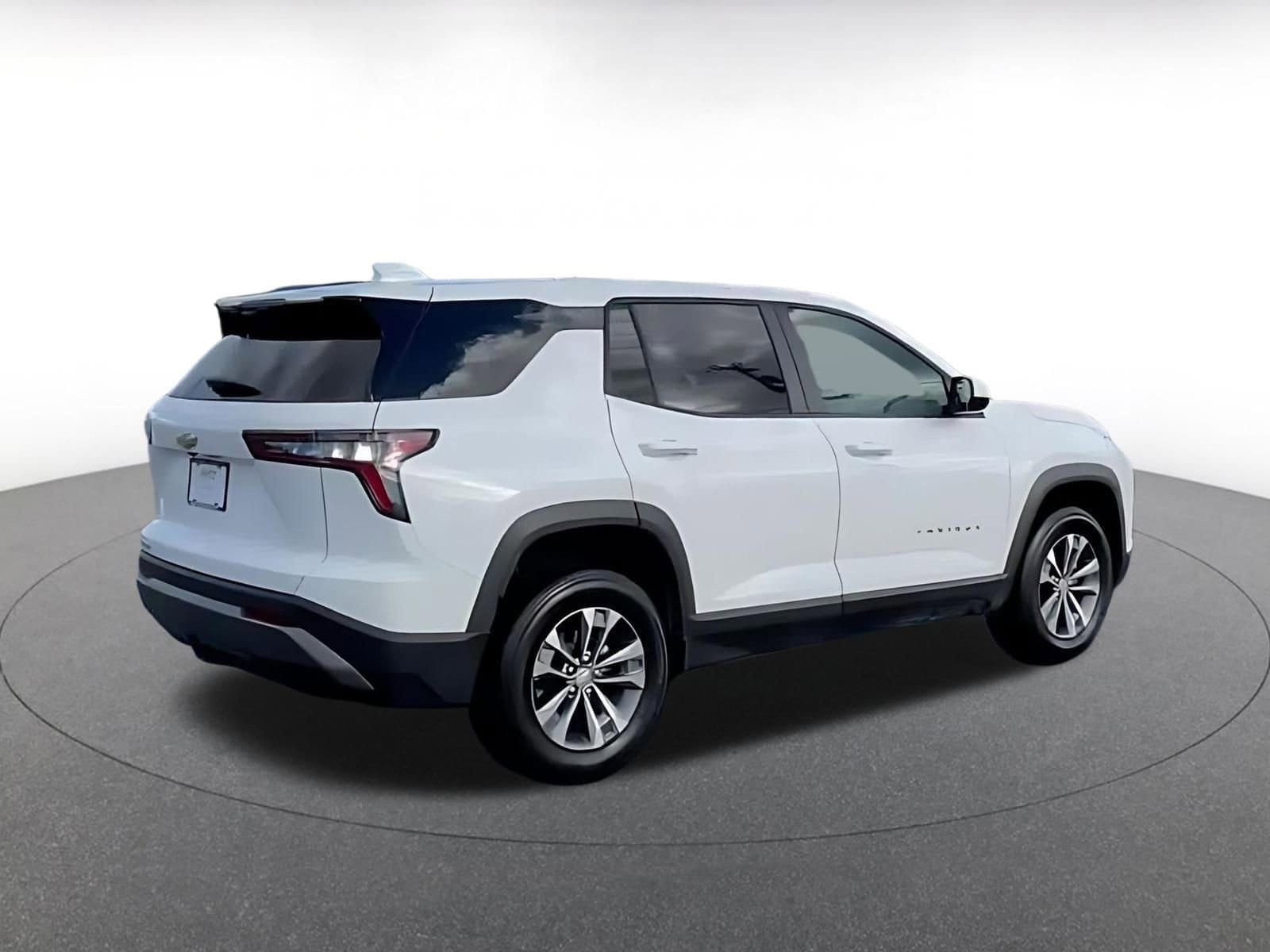 Thumbnail: 2025 Chevrolet Equinox - 12