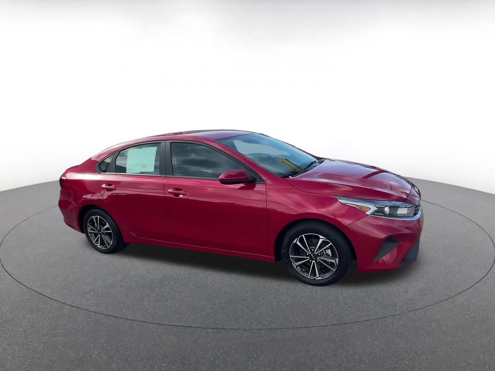 Thumbnail: 2024 Kia Forte - 2