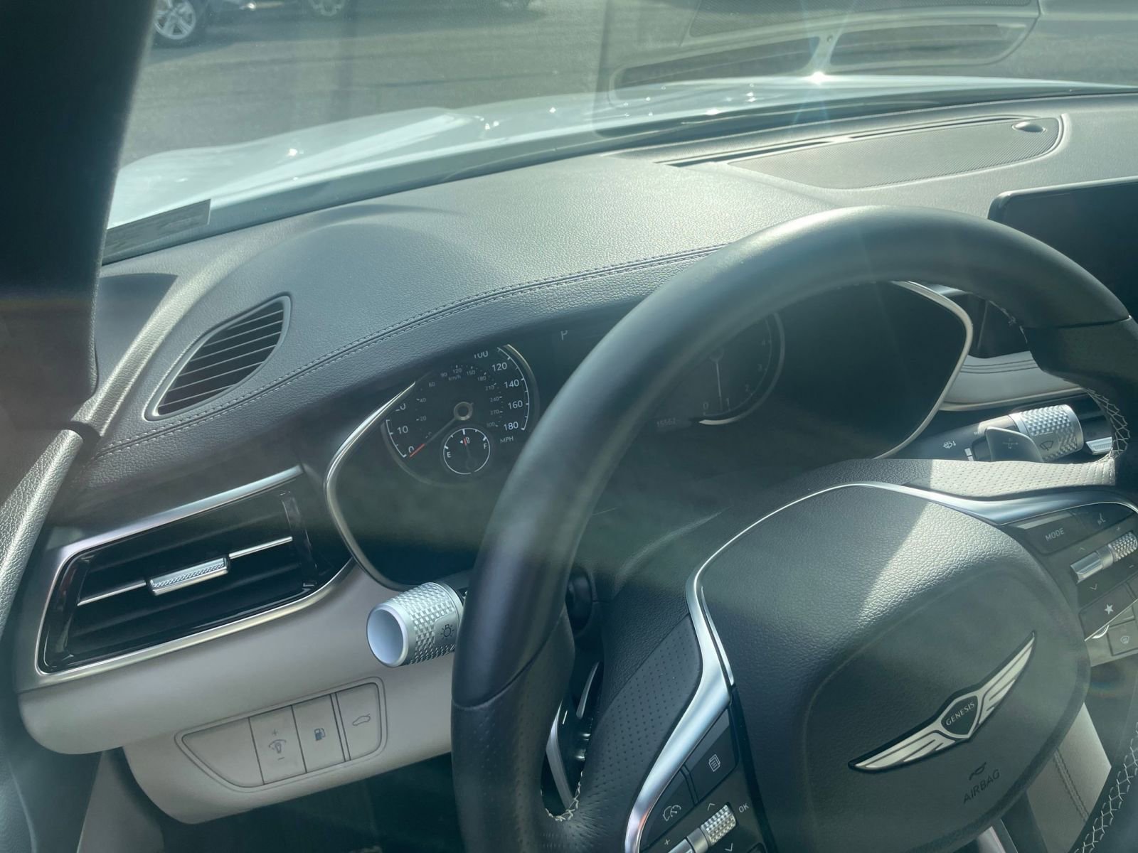 Thumbnail: 2025 Genesis G70 - 34