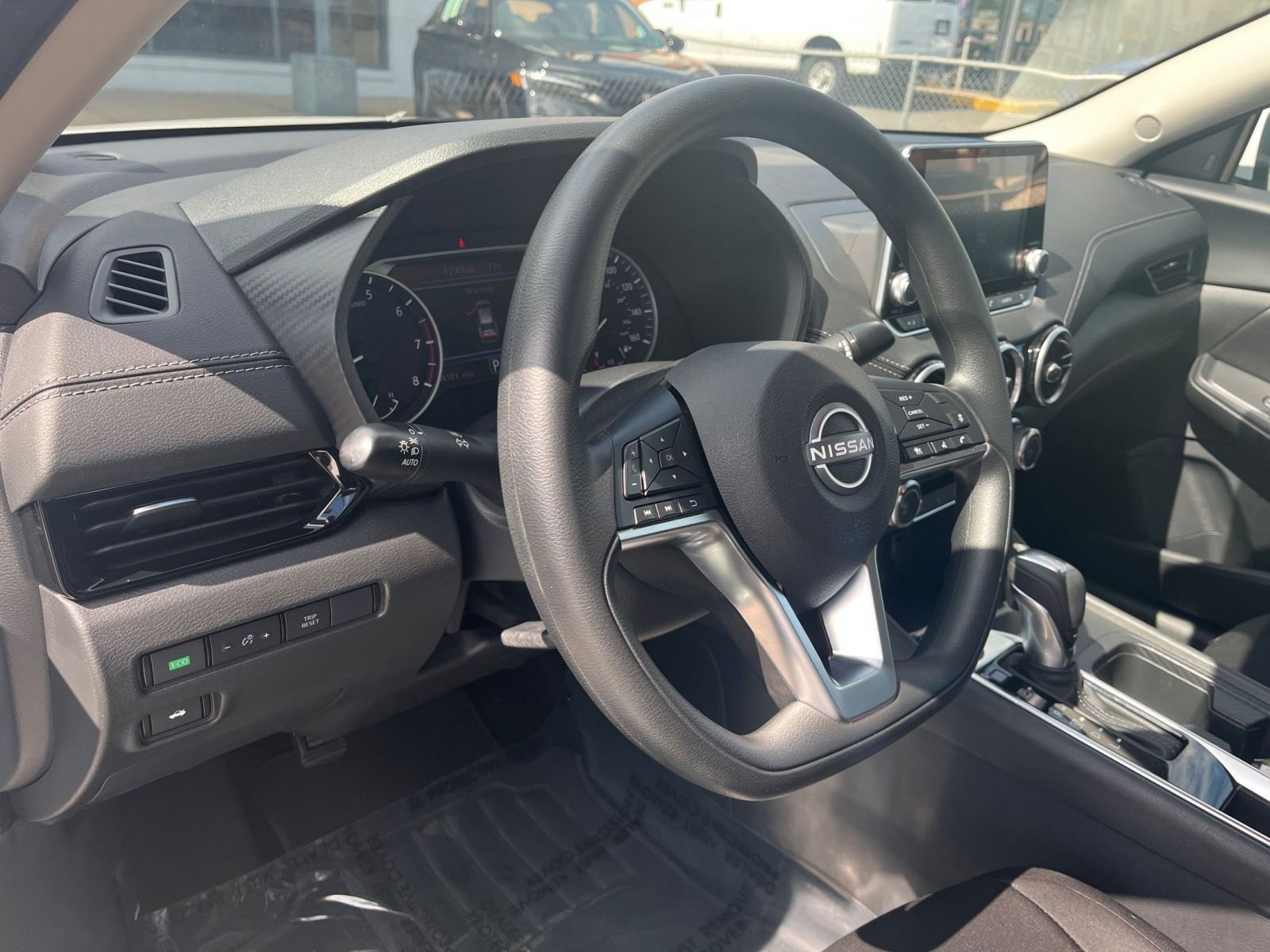 Thumbnail: 2024 Nissan Sentra - 32