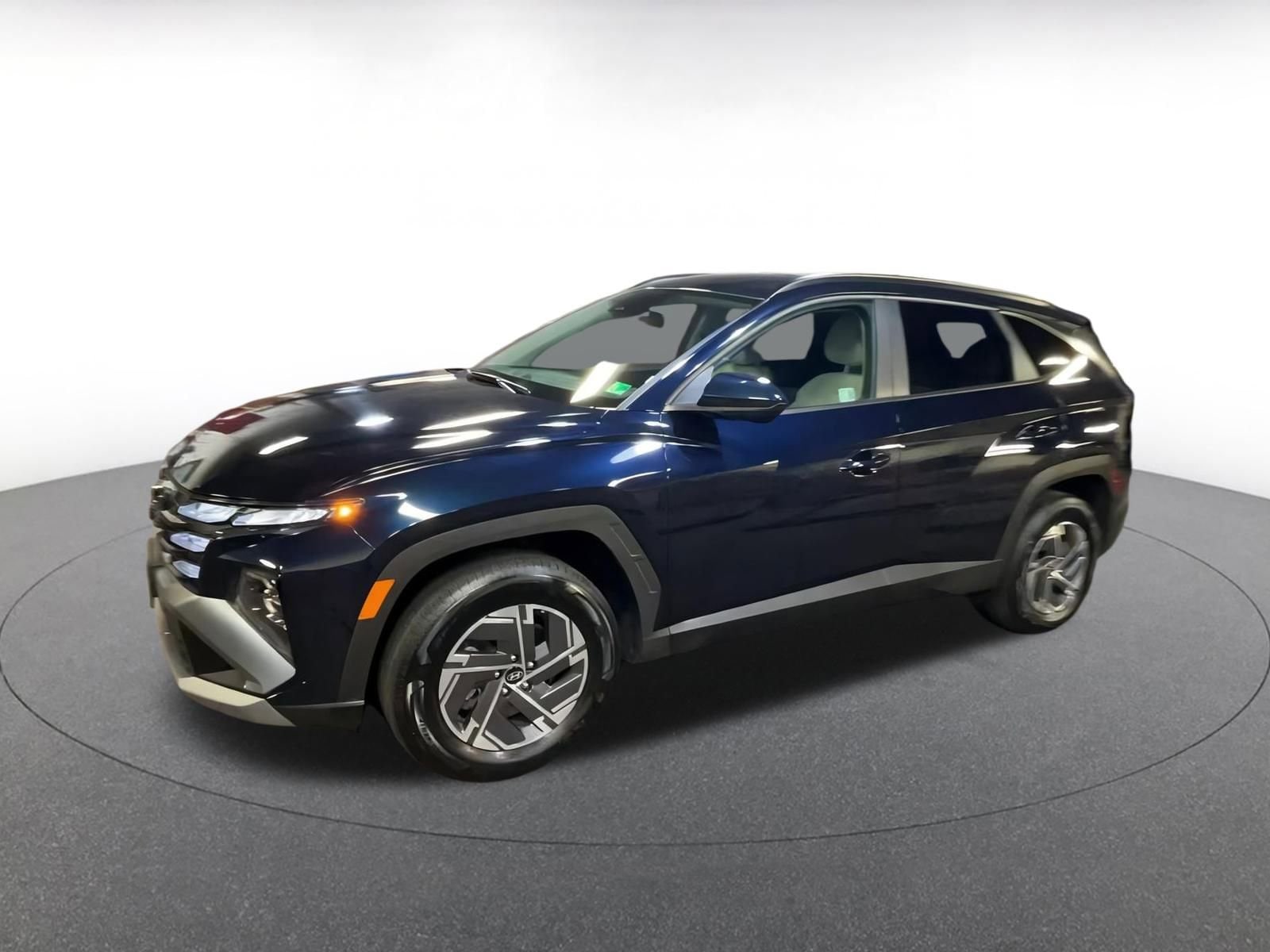 Thumbnail: 2025 Hyundai Tucson - 8