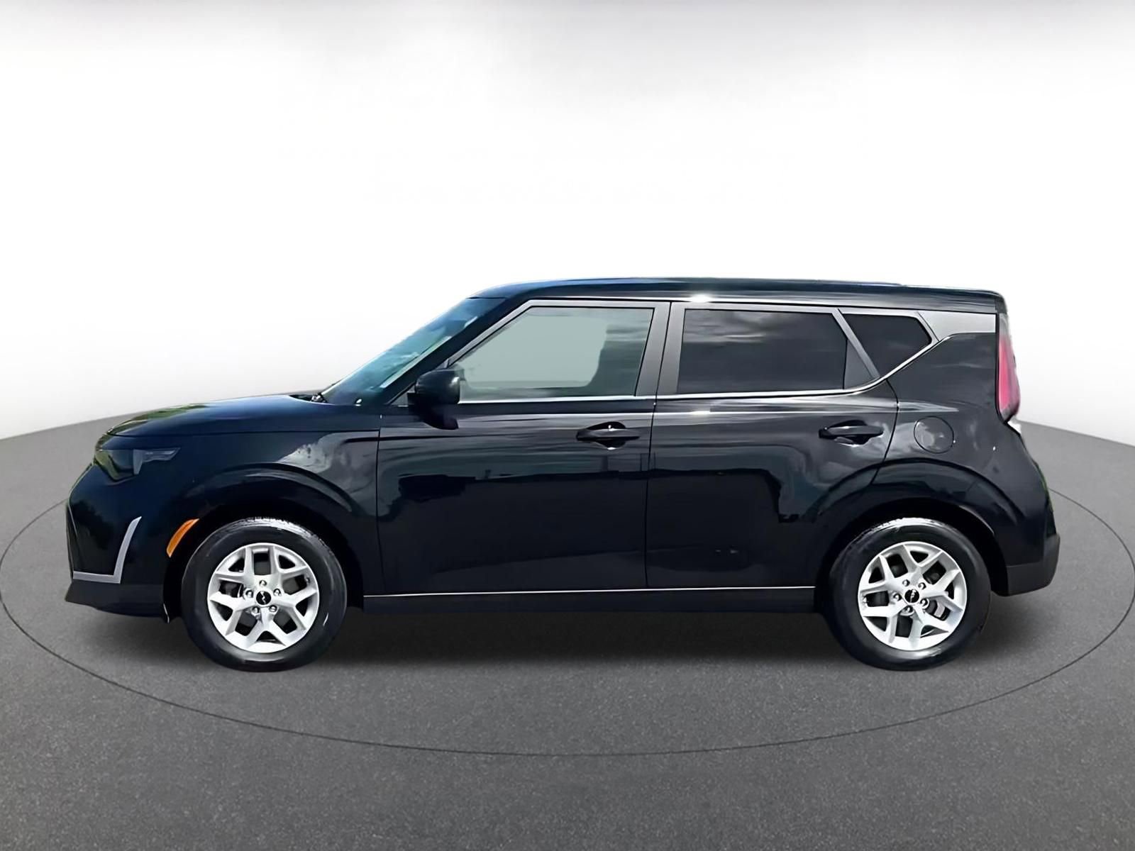 Thumbnail: 2025 Kia Soul - 9