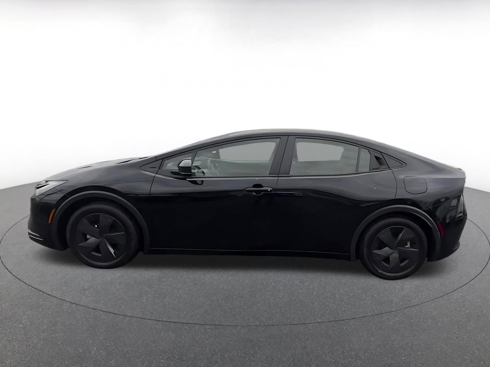 Thumbnail: 2025 Toyota Prius - 9