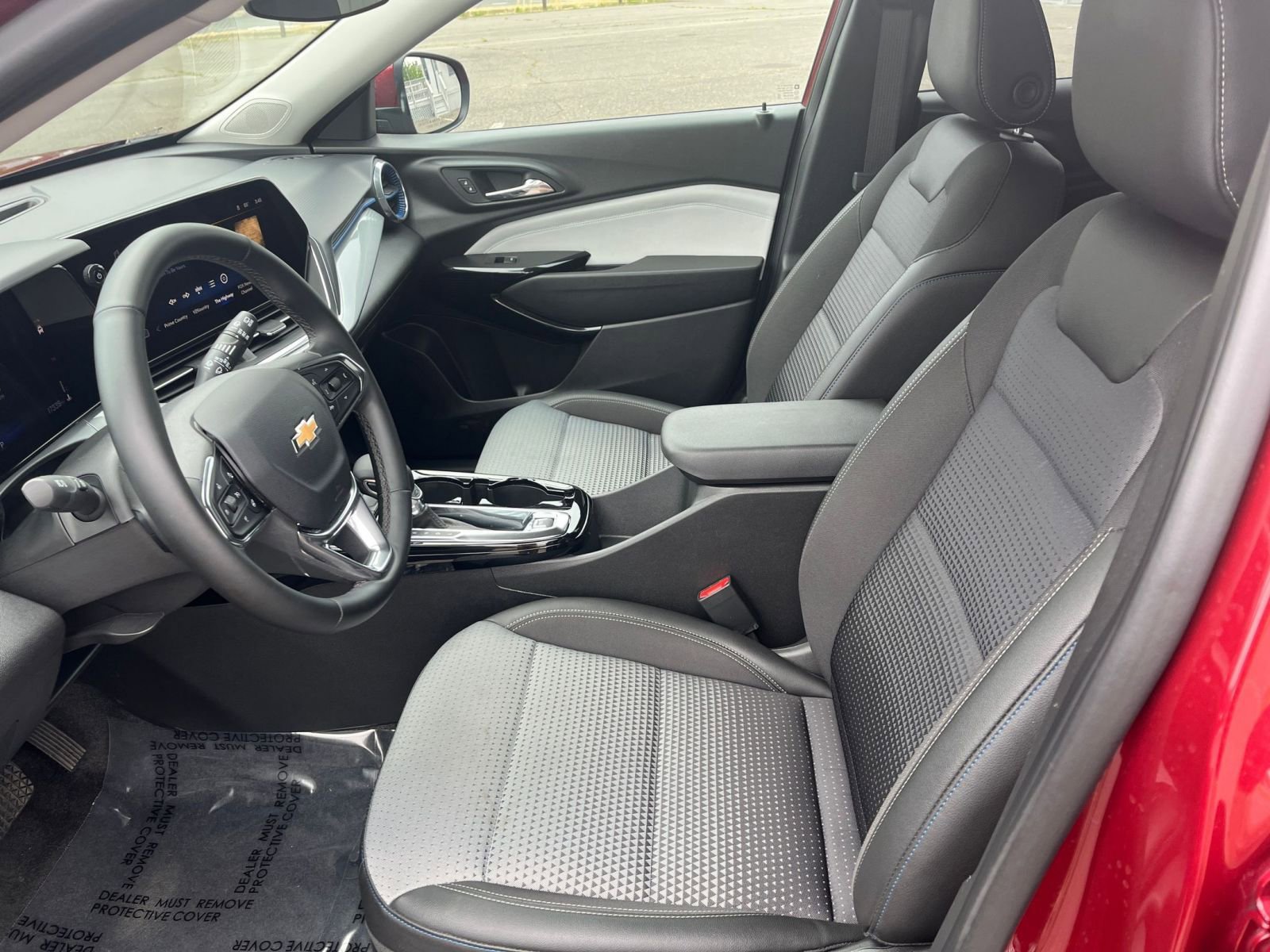 Thumbnail: 2025 Chevrolet Trax - 24