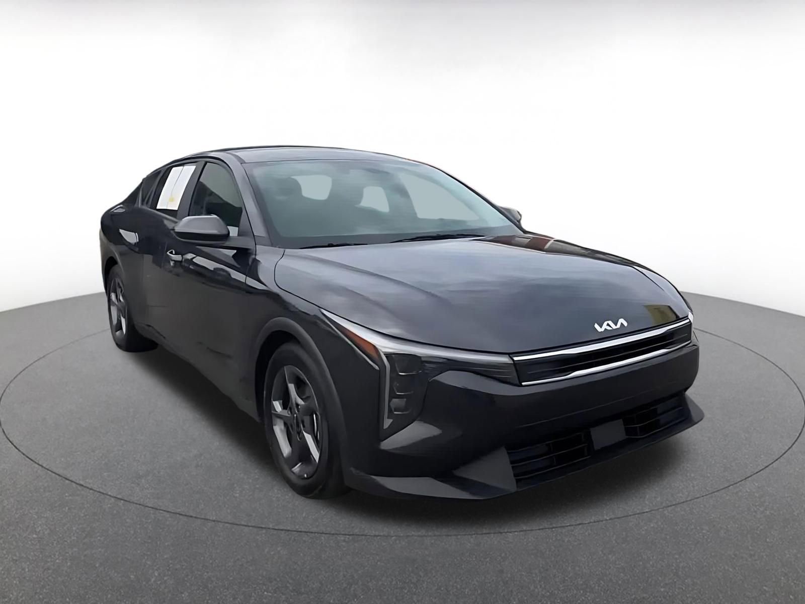 Thumbnail: 2025 Kia K4 - 3