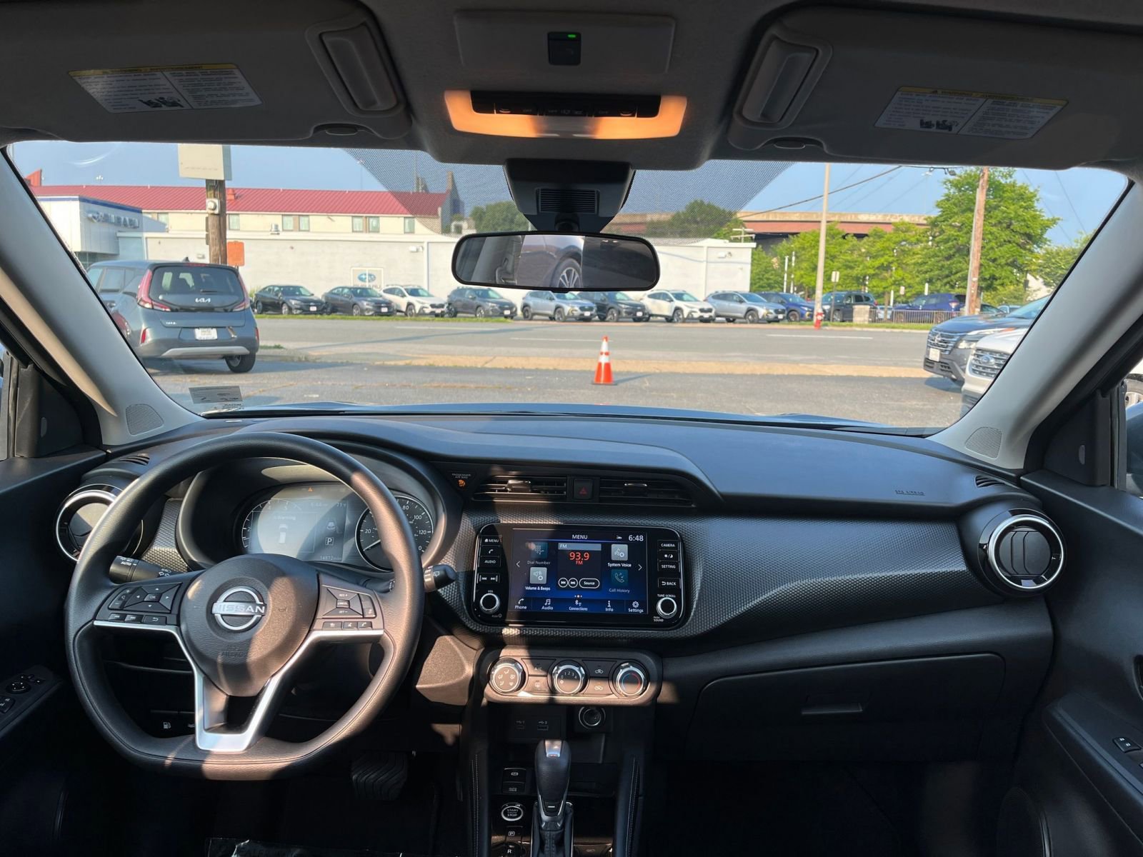 2024 Nissan Kicks SV 32