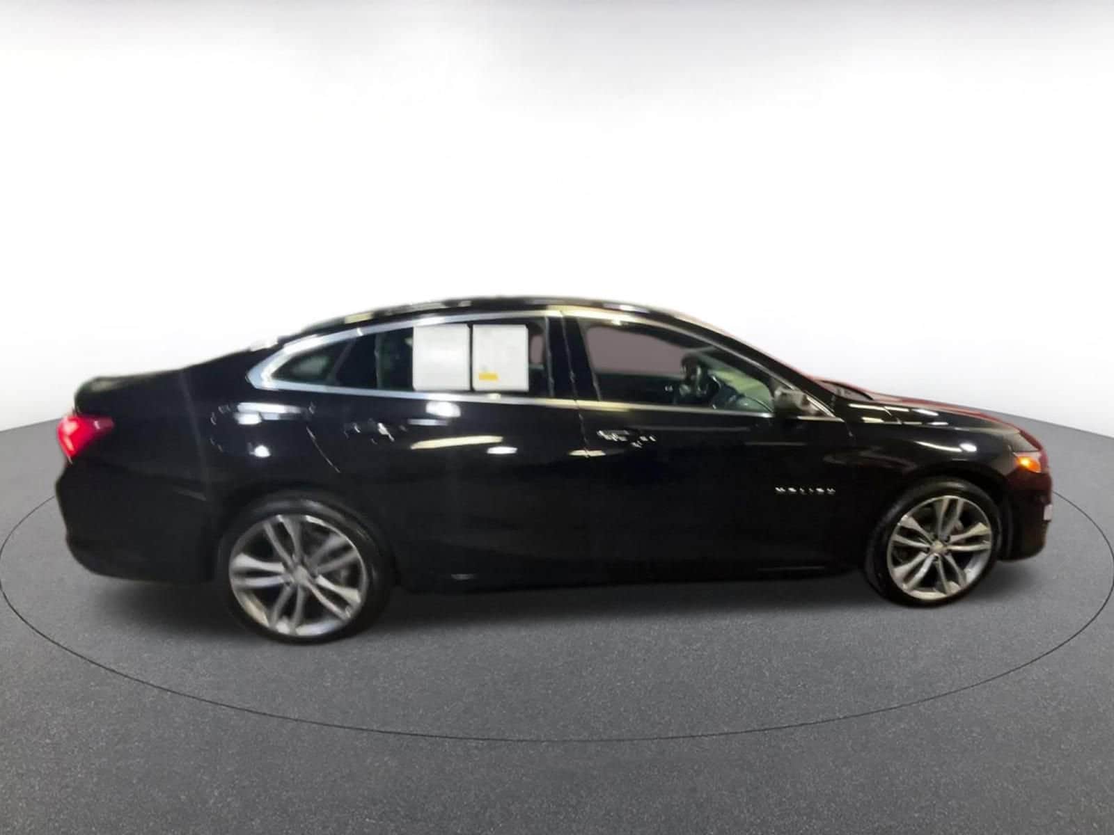 Thumbnail: 2024 Chevrolet Malibu - 16