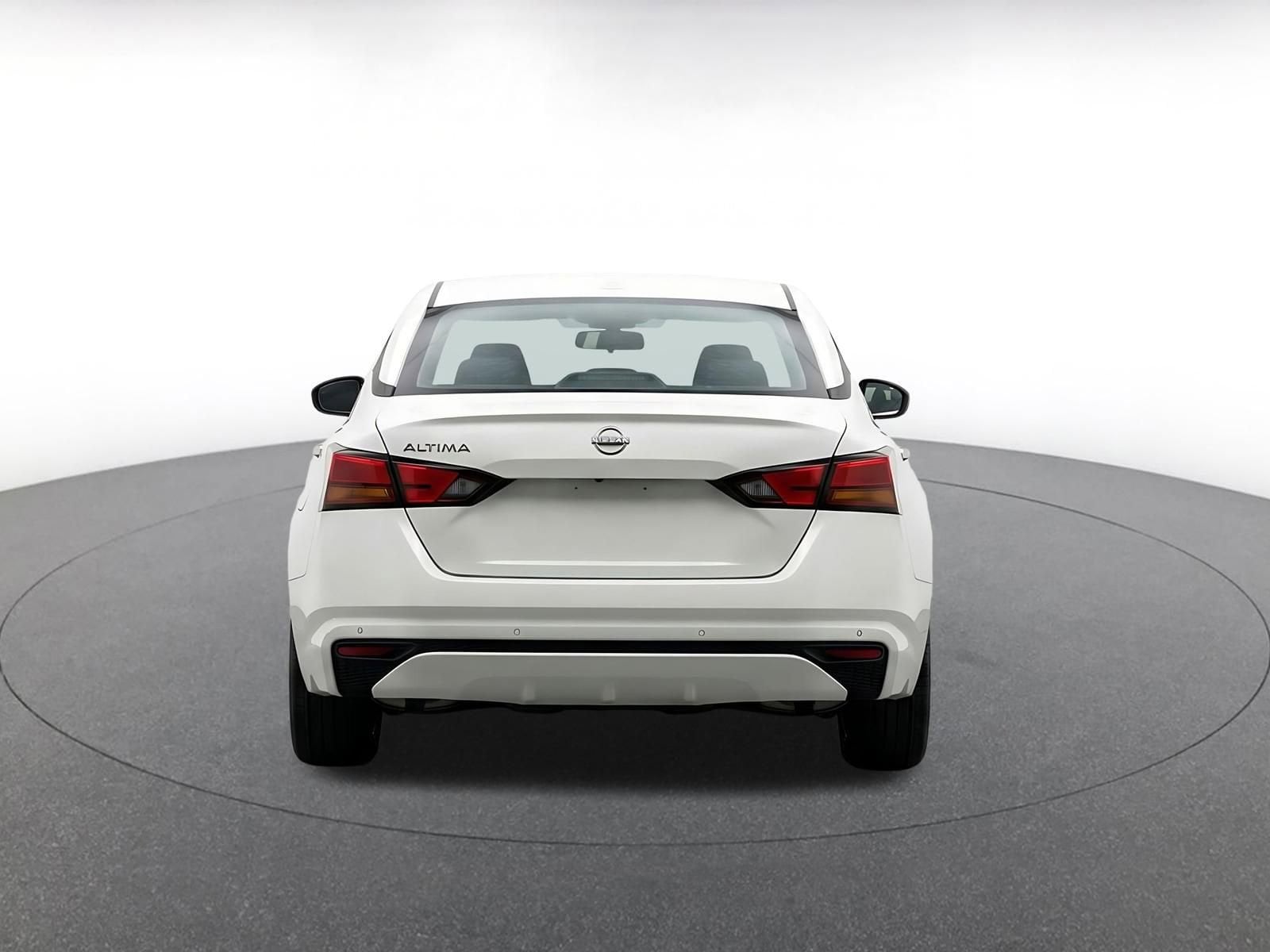 Thumbnail: 2025 Nissan Altima - 8