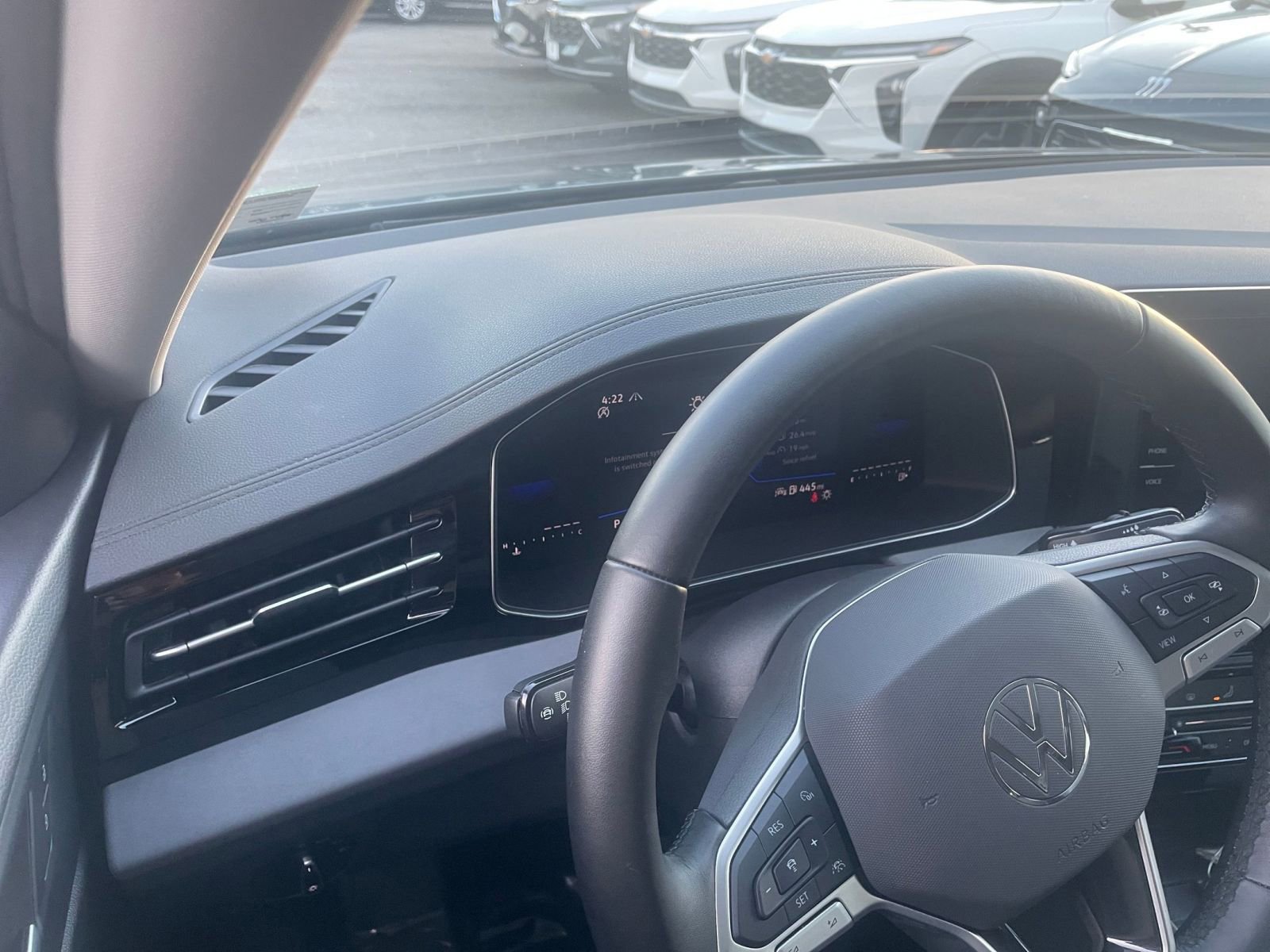 Thumbnail: 2025 Volkswagen Jetta - 34