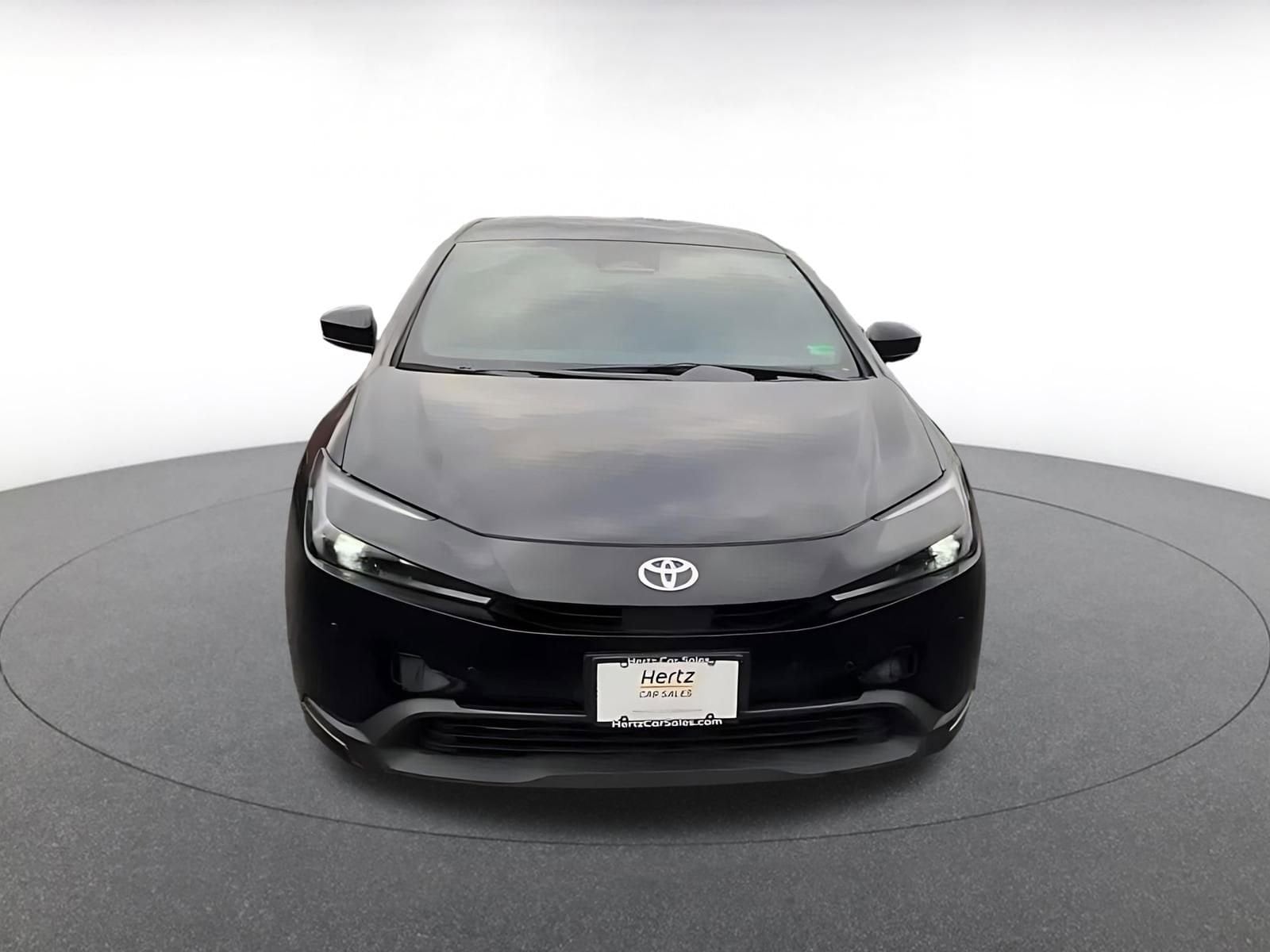 Thumbnail: 2025 Toyota Prius - 4