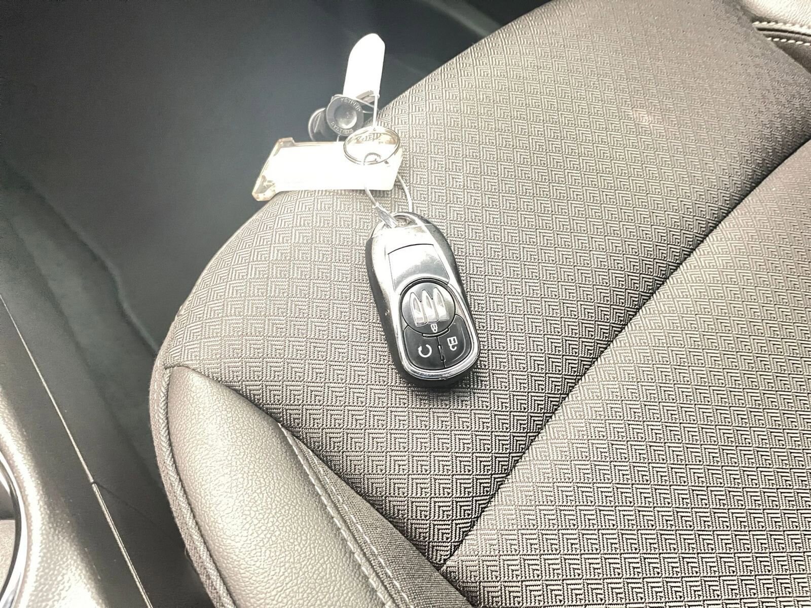 Thumbnail: 2025 Buick Encore GX - 22