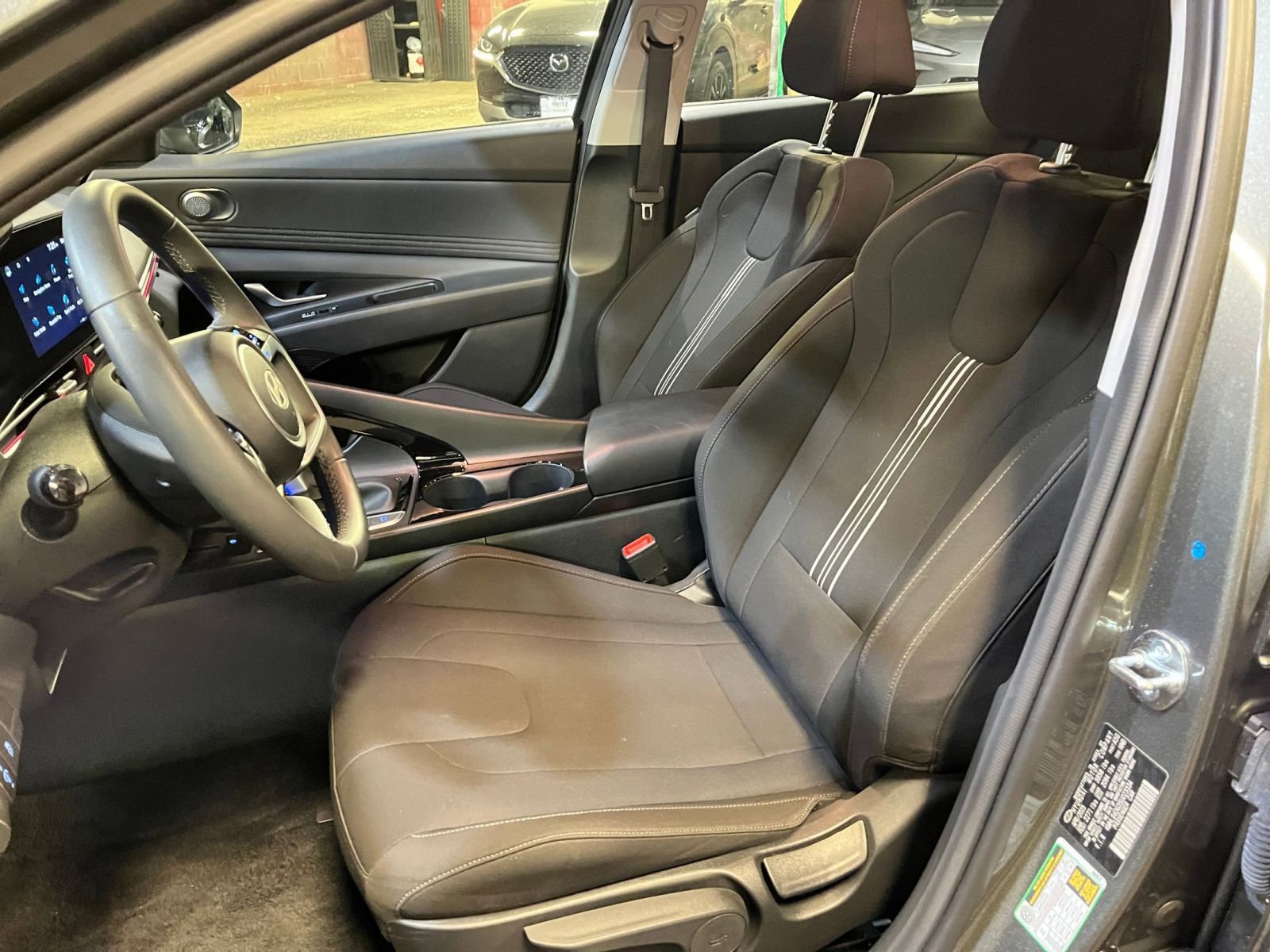 Thumbnail: 2025 Hyundai Elantra - 35